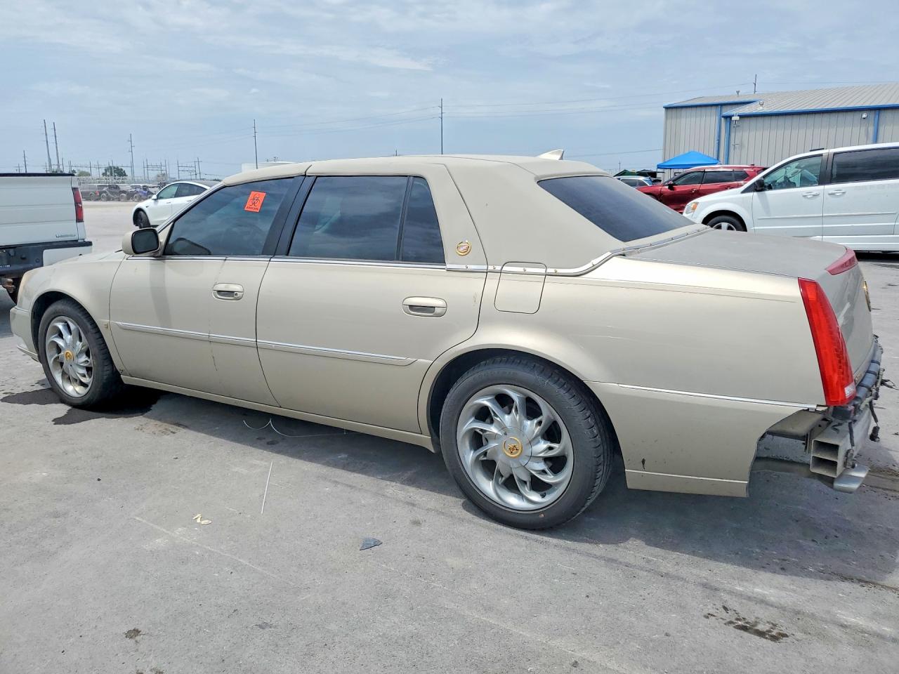 2009 Cadillac Dts Beige vin: 1G6KD57Y39U124553