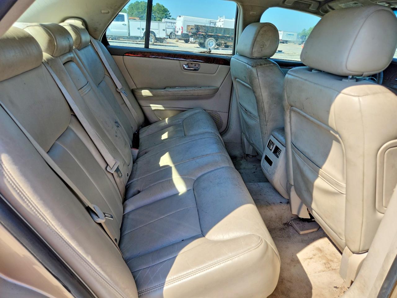 2006 Cadillac Dts Желто-коричневый vin: 1G6KD57Y46U156701