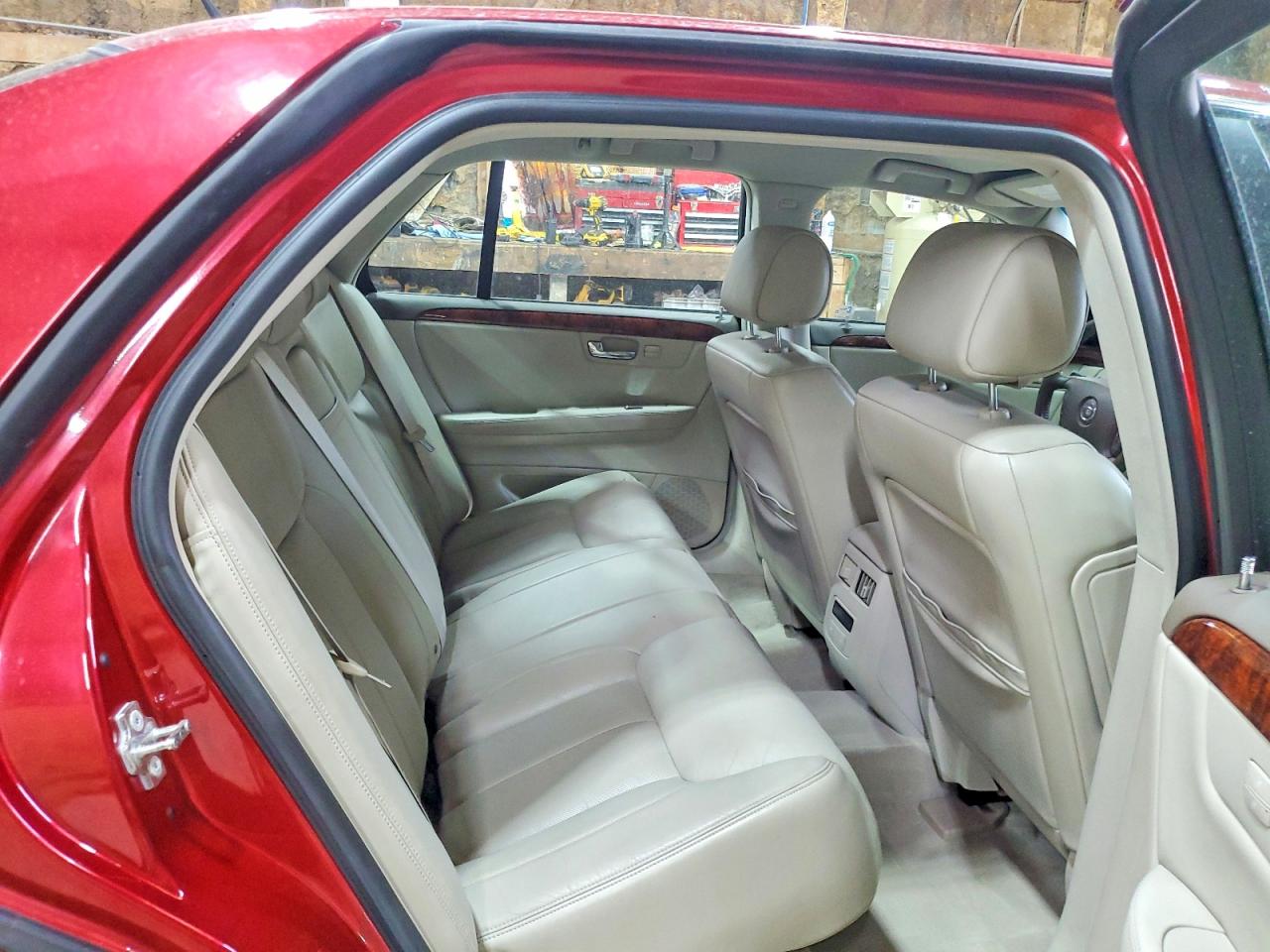 2006 Cadillac Dts Красный vin: 1G6KD57Y46U216301