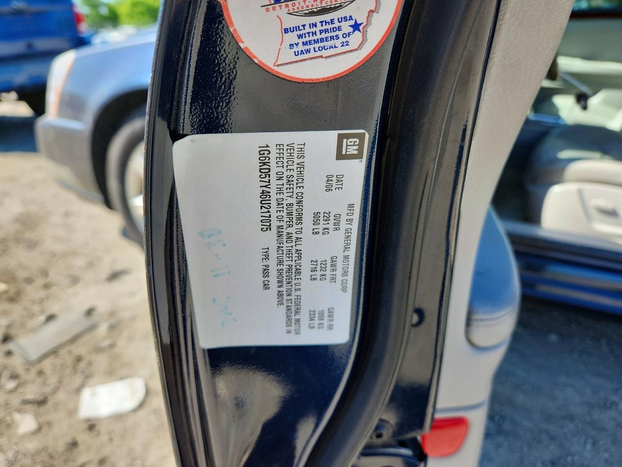 2006 Cadillac Dts Blue vin: 1G6KD57Y46U217075