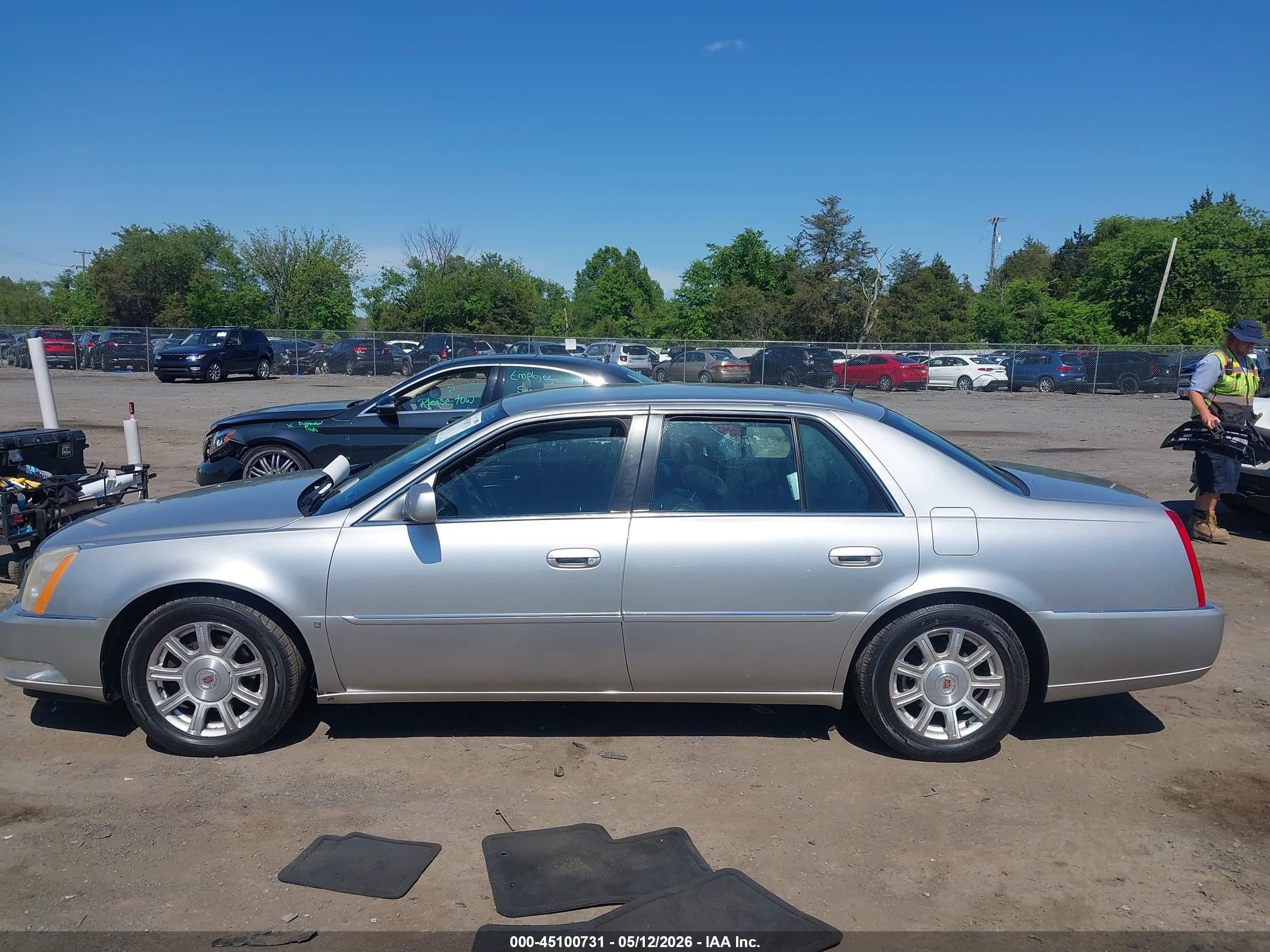 2008 Cadillac Dts 1sa Silver vin: 1G6KD57Y48U140906