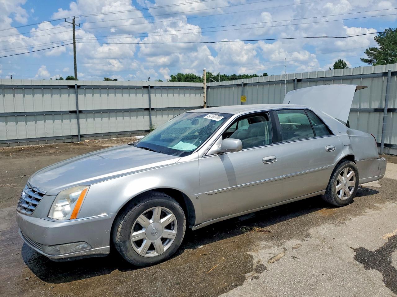 2007 Cadillac Dts Silver vin: 1G6KD57Y57U149497