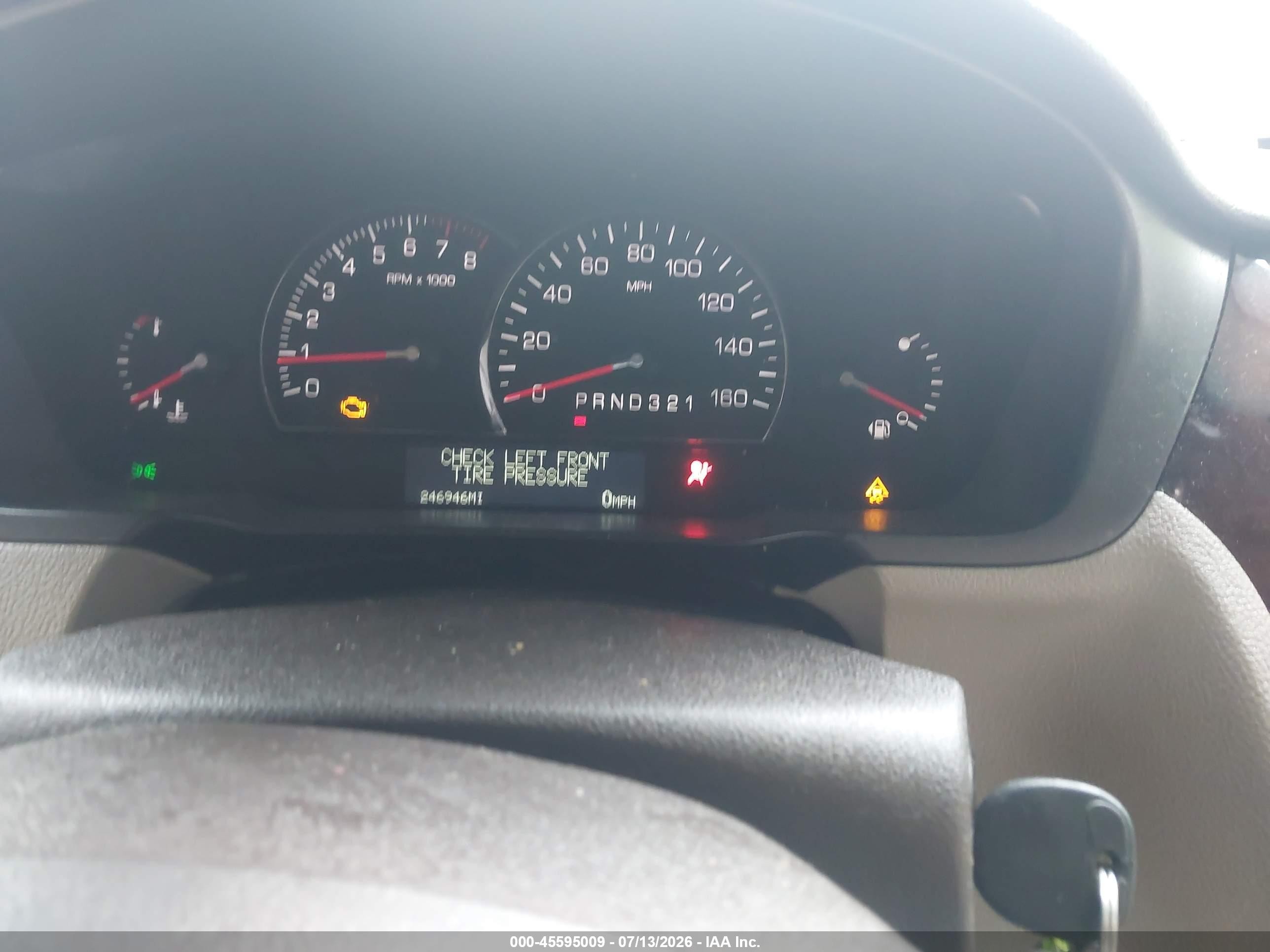 2008 Cadillac Dts 1sc White vin: 1G6KD57Y58U199317