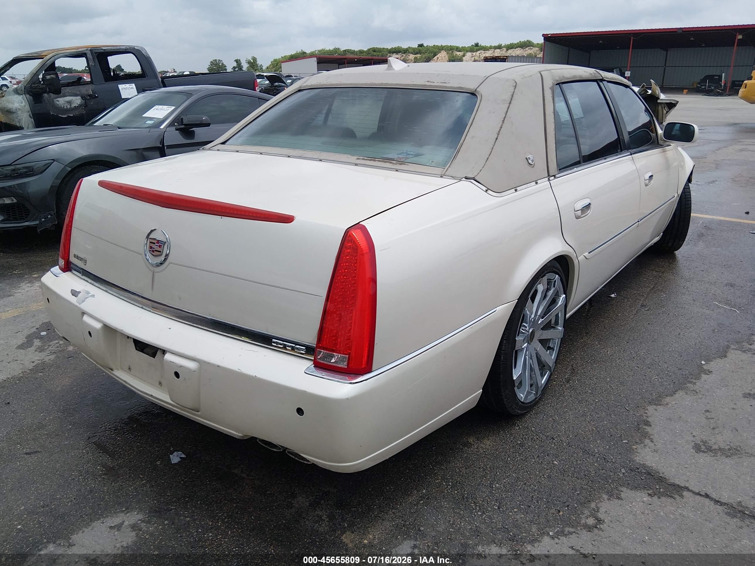 2009 Cadillac Dts 1sd White vin: 1G6KD57Y59U139975