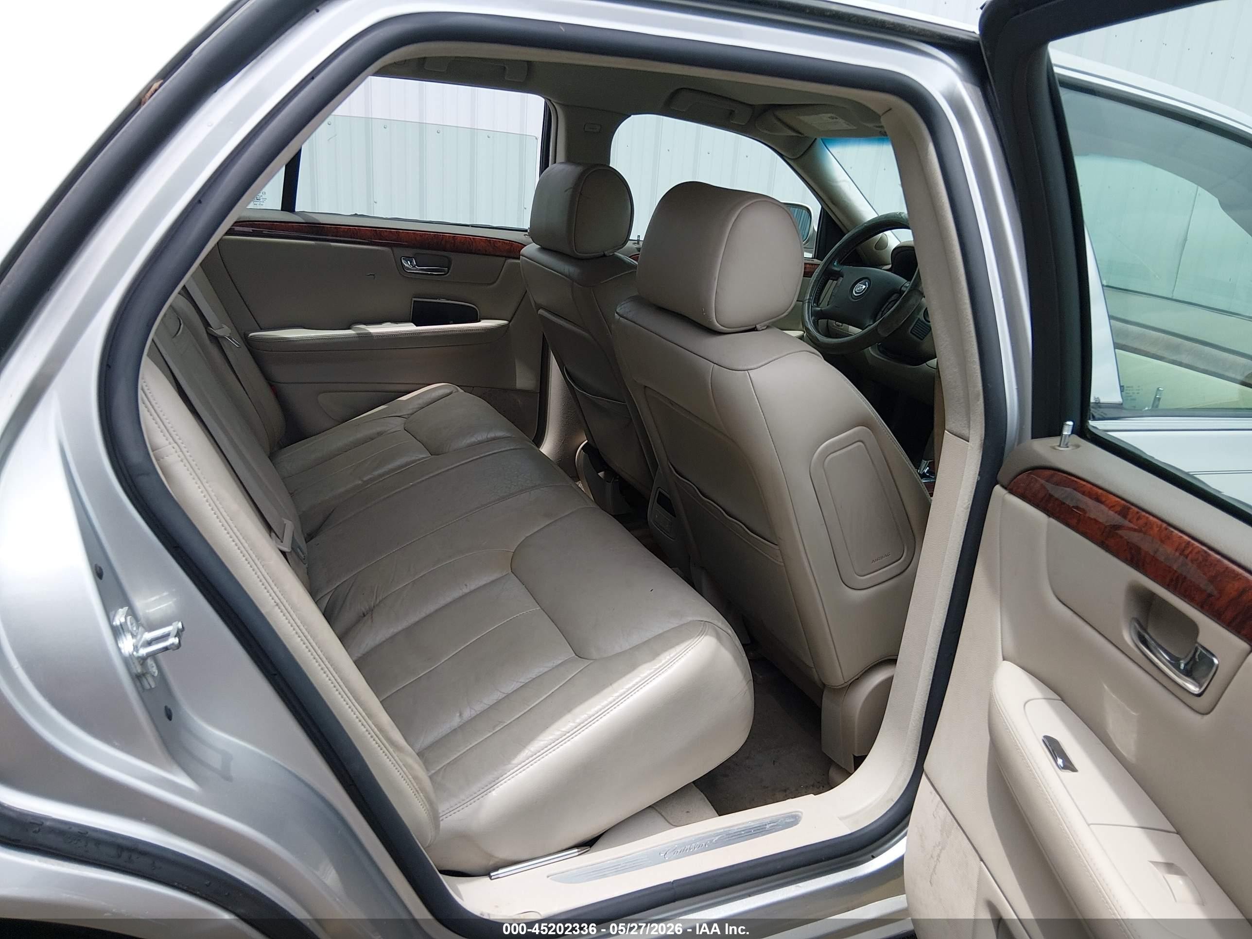 2006 Cadillac Dts Standard Silver vin: 1G6KD57Y66U148339