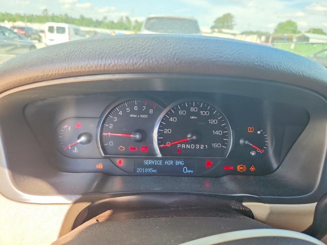 2007 Cadillac Dts Silver vin: 1G6KD57Y67U230539