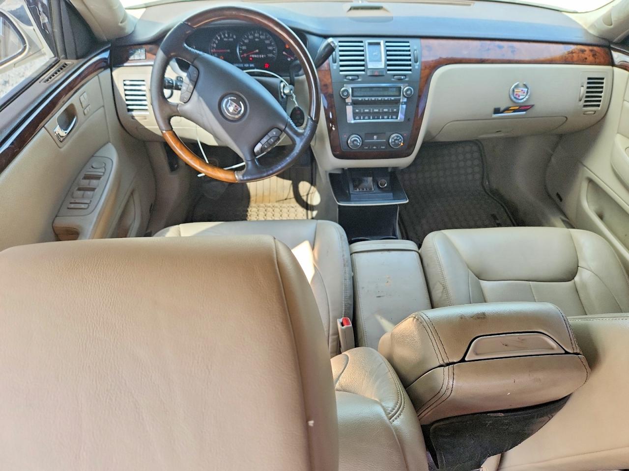 2007 Cadillac Dts Silver vin: 1G6KD57Y67U230539