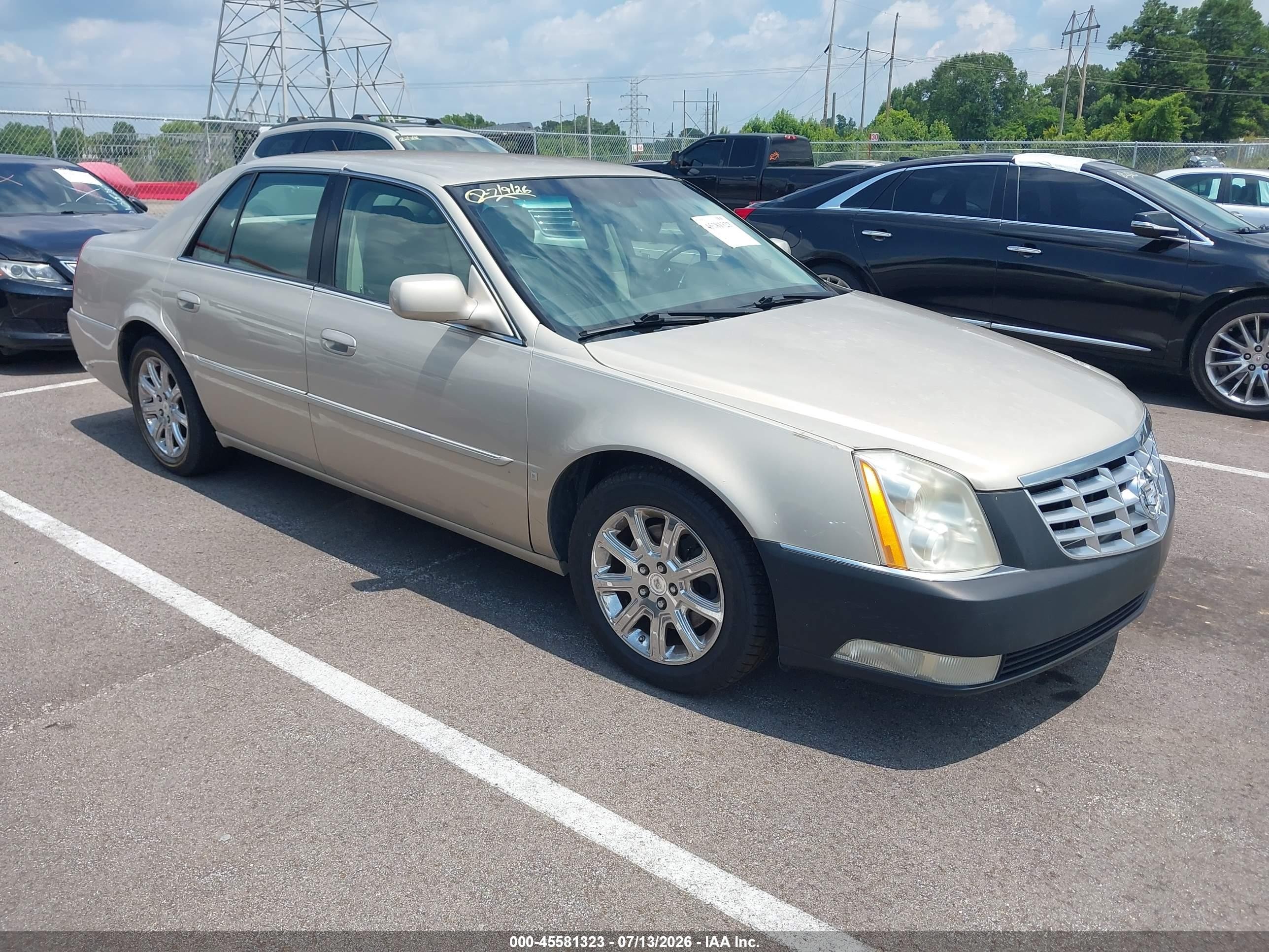 2008 Cadillac Dts 1sb Gold vin: 1G6KD57Y68U166567