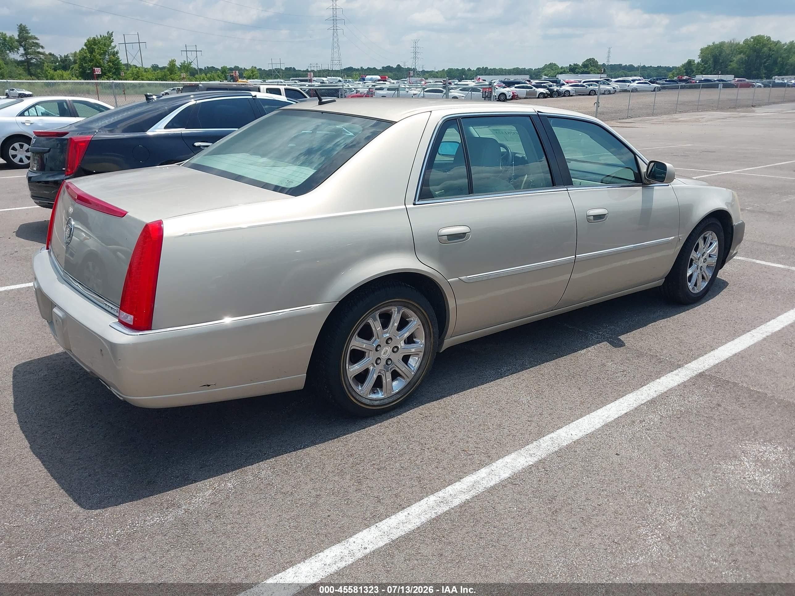 2008 Cadillac Dts 1sb Gold vin: 1G6KD57Y68U166567