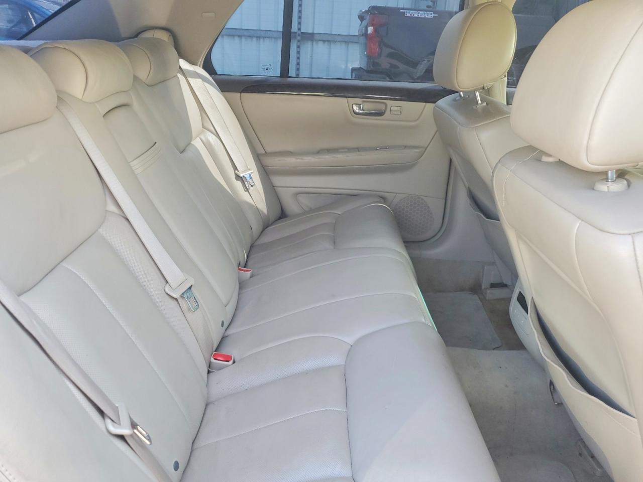 2008 Cadillac Dts White vin: 1G6KD57Y78U178792