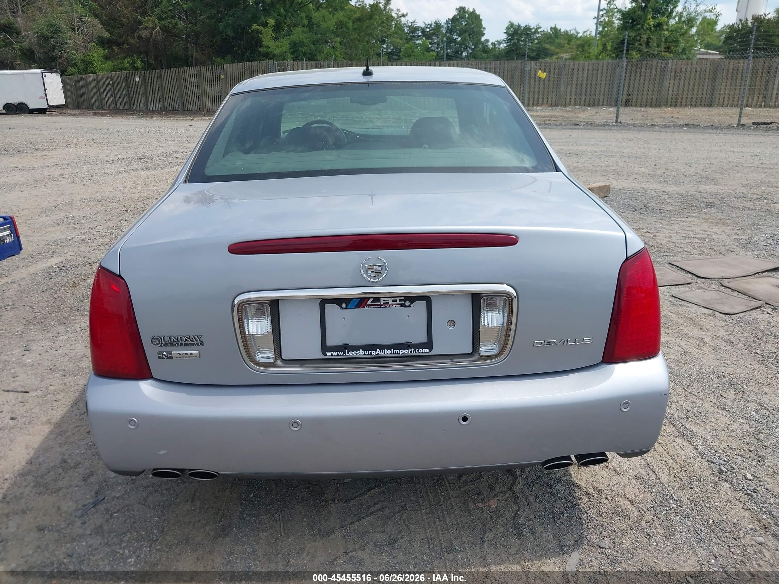 2005 Cadillac Deville   Light Blue vin: 1G6KD57Y85U127359