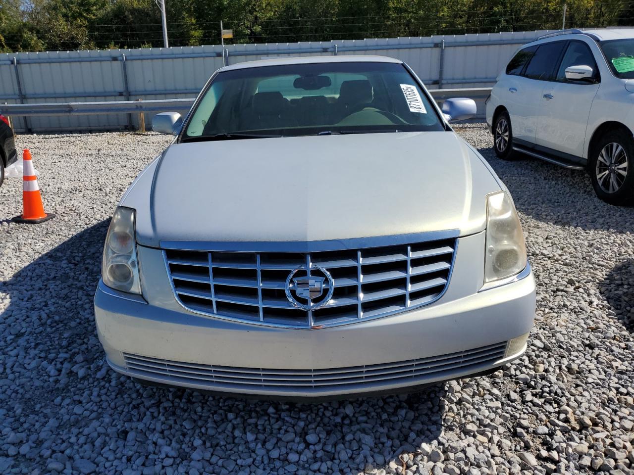 2006 Cadillac Dts Серебряный vin: 1G6KD57Y86U107162