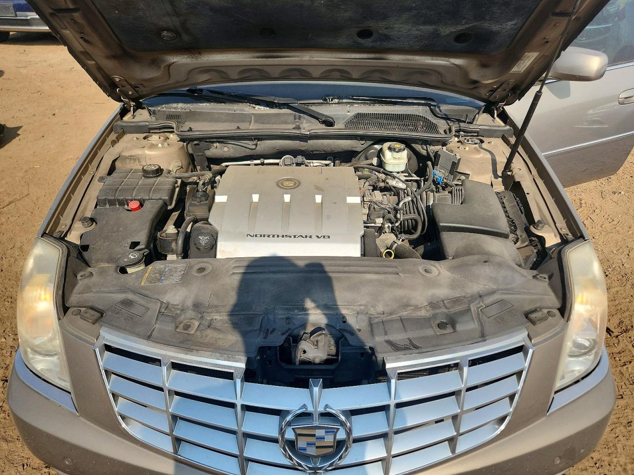 2007 Cadillac Dts Gray vin: 1G6KD57Y87U136114