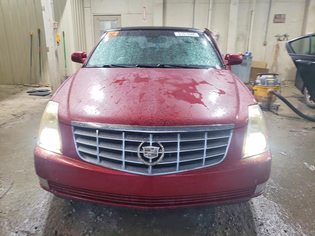 2008 Cadillac Dts Red vin: 1G6KD57Y88U106676