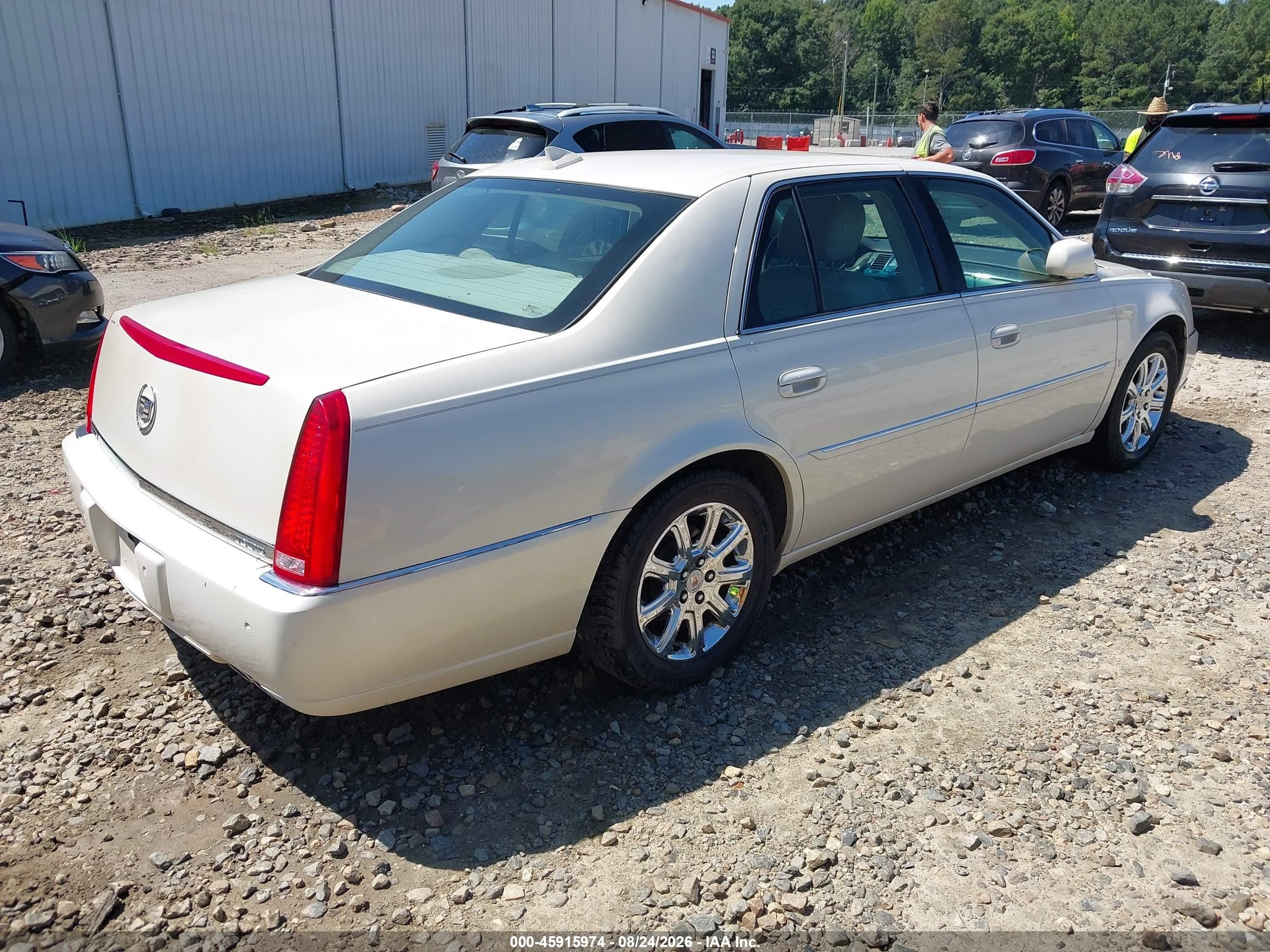 2009 Cadillac Dts 1sb White vin: 1G6KD57Y89U136343
