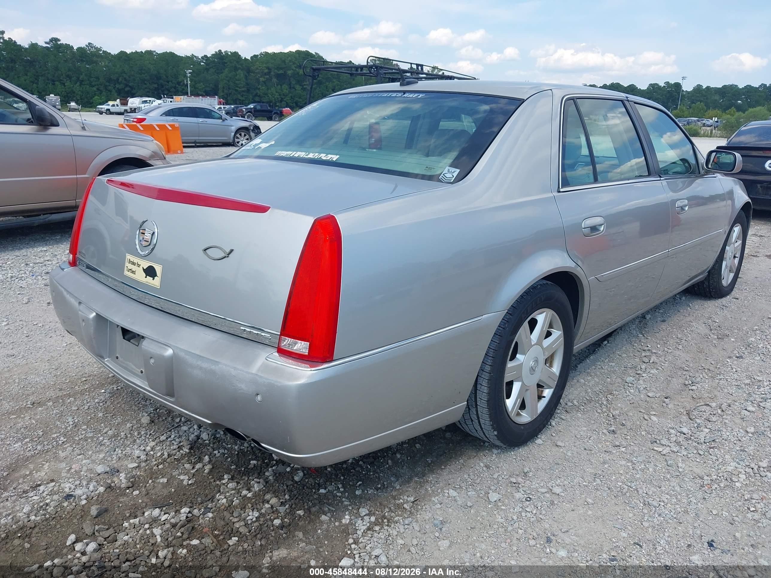 2007 Cadillac Dts Luxury I Серебряный vin: 1G6KD57Y97U138227