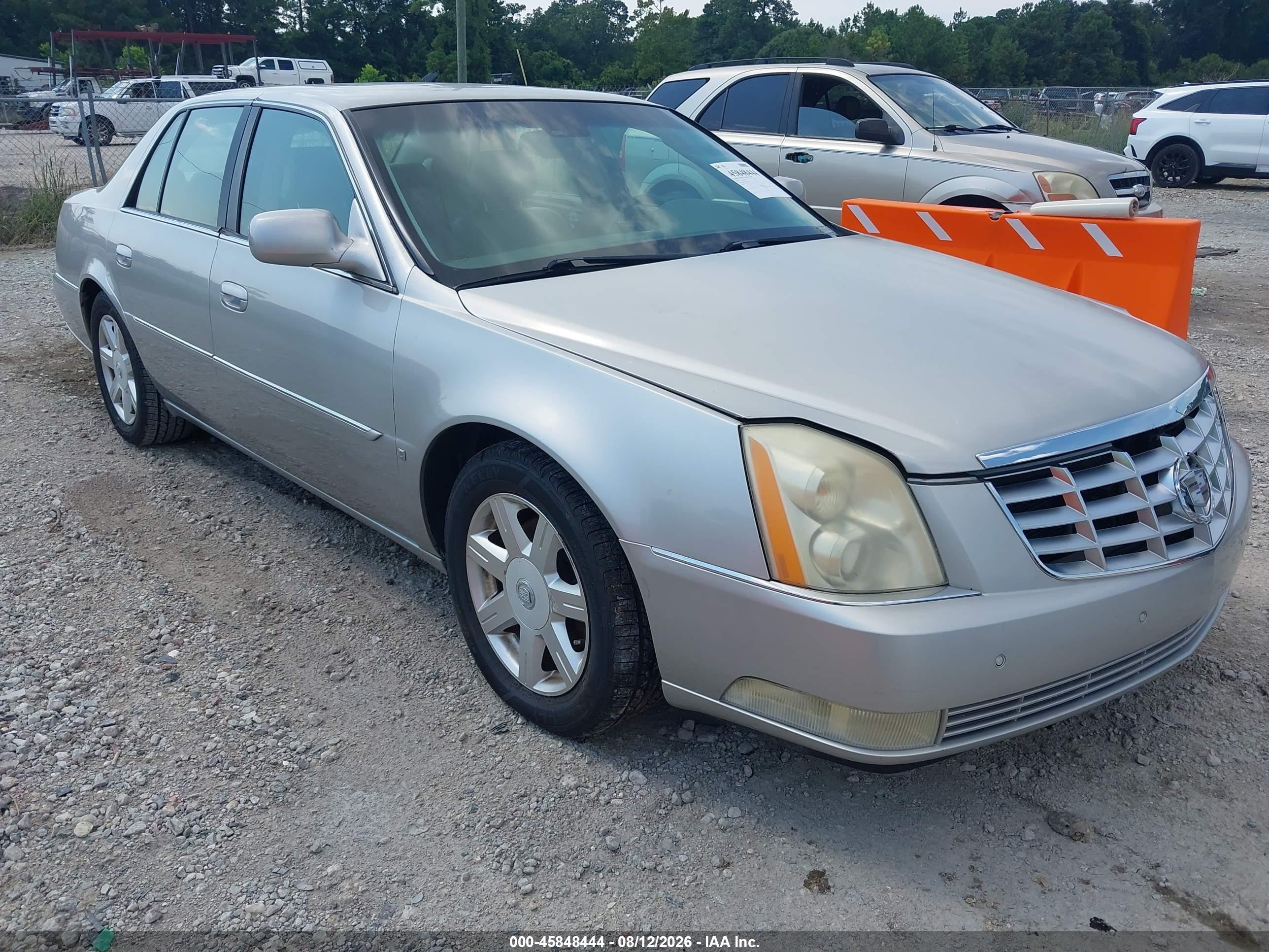 2007 Cadillac Dts Luxury I Серебряный vin: 1G6KD57Y97U138227