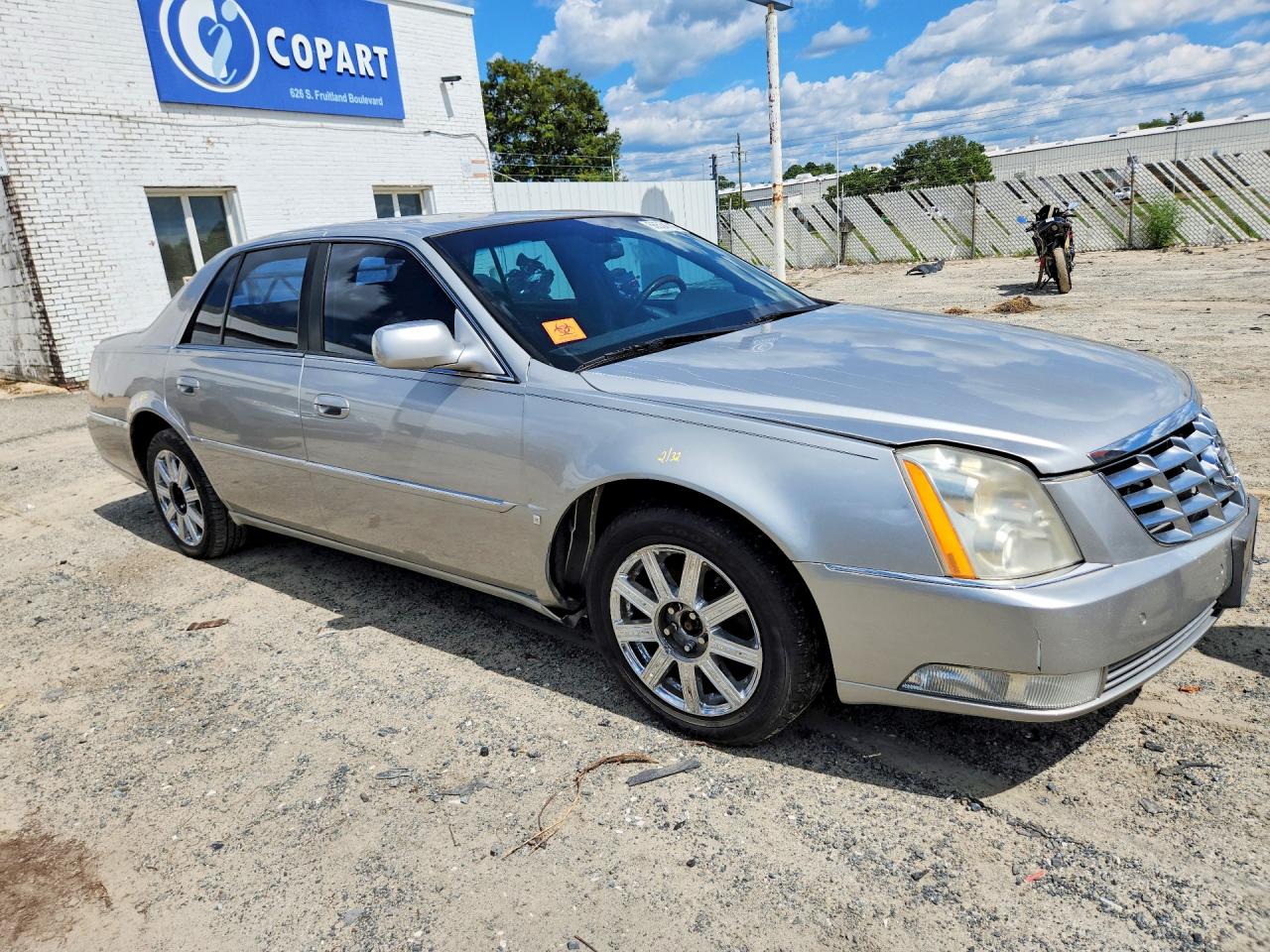 2007 Cadillac Dts Silver vin: 1G6KD57Y97U157988
