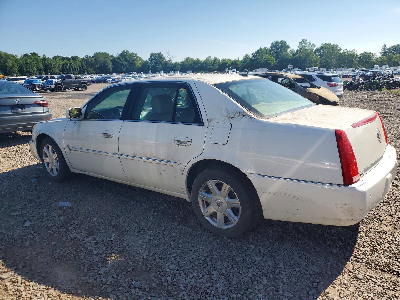 2007 Cadillac Dts White vin: 1G6KD57Y97U222919