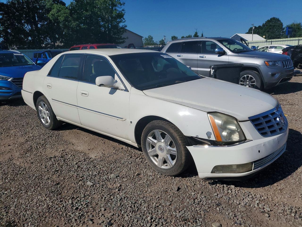 2007 Cadillac Dts White vin: 1G6KD57Y97U222919