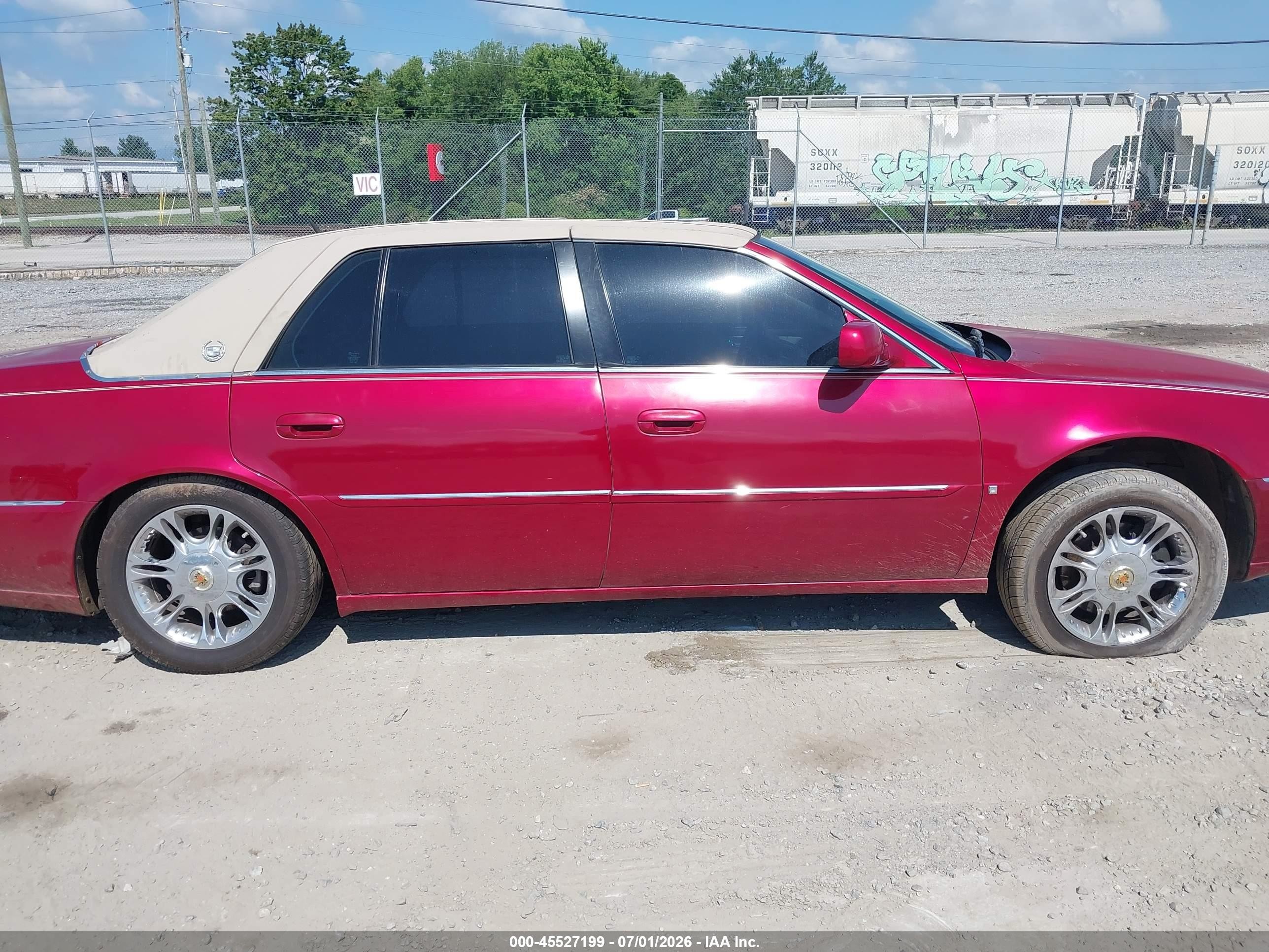 2008 Cadillac Dts 1sd Красный vin: 1G6KD57Y98U160102