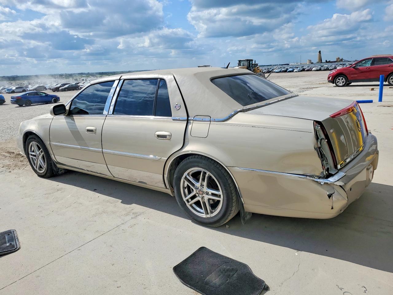 2008 Cadillac Dts Beige vin: 1G6KD57Y98U169155