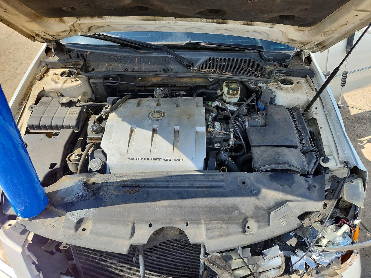 2006 Cadillac Dts White vin: 1G6KD57YX6U106675