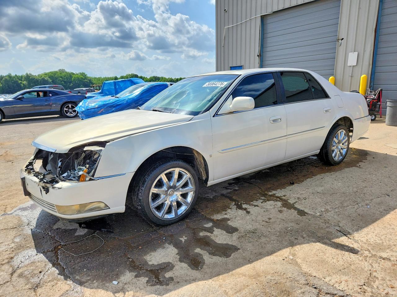 2006 Cadillac Dts White vin: 1G6KD57YX6U106675