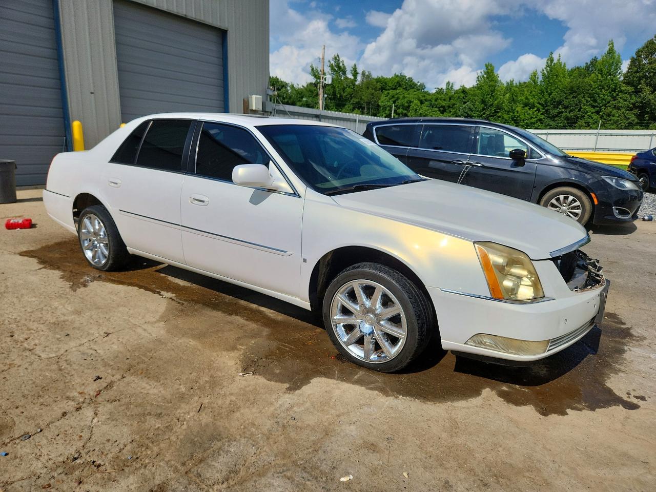 2006 Cadillac Dts White vin: 1G6KD57YX6U106675