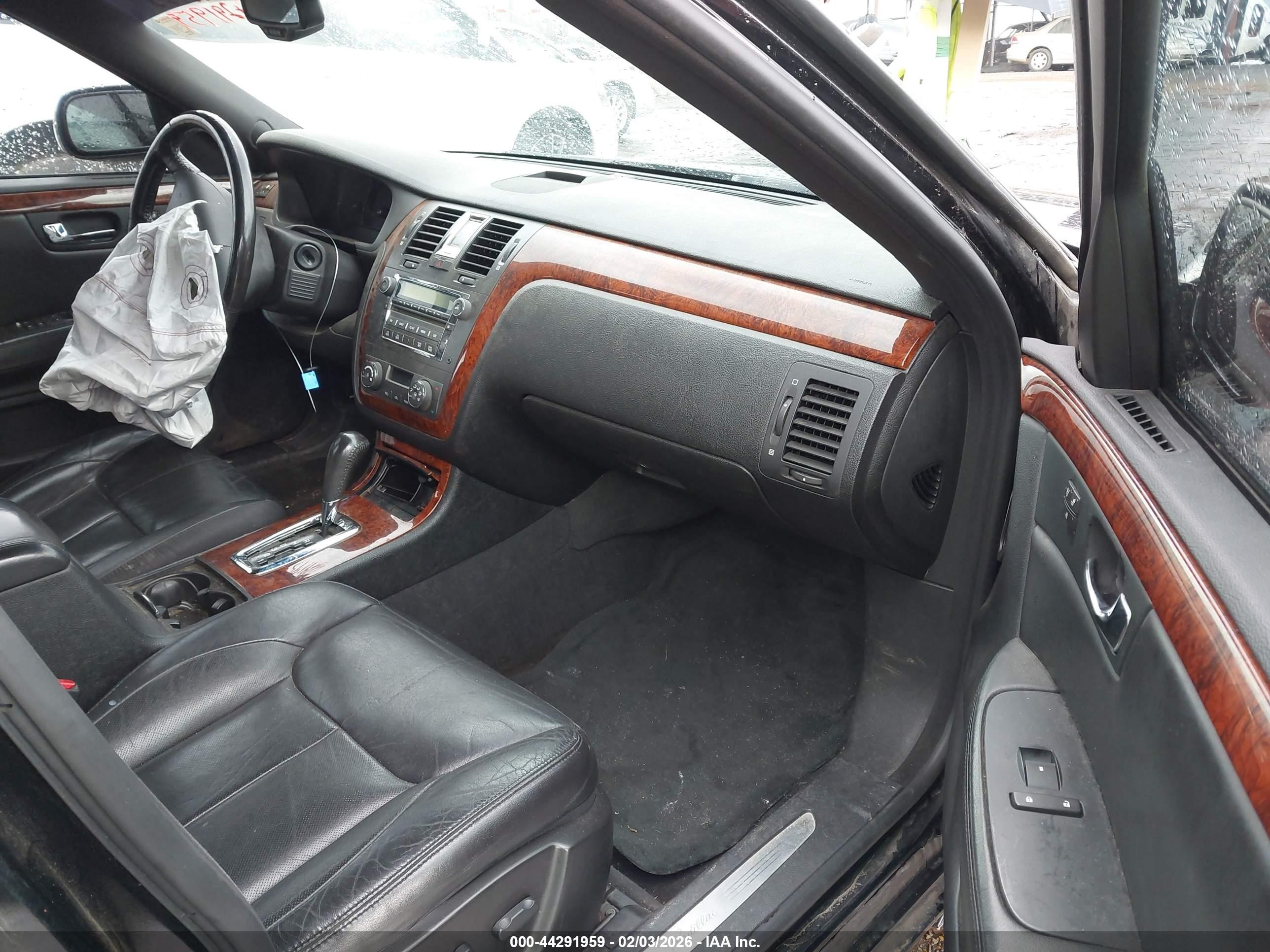 2007 Cadillac Dts Luxury I Черный vin: 1G6KD57YX7U112090