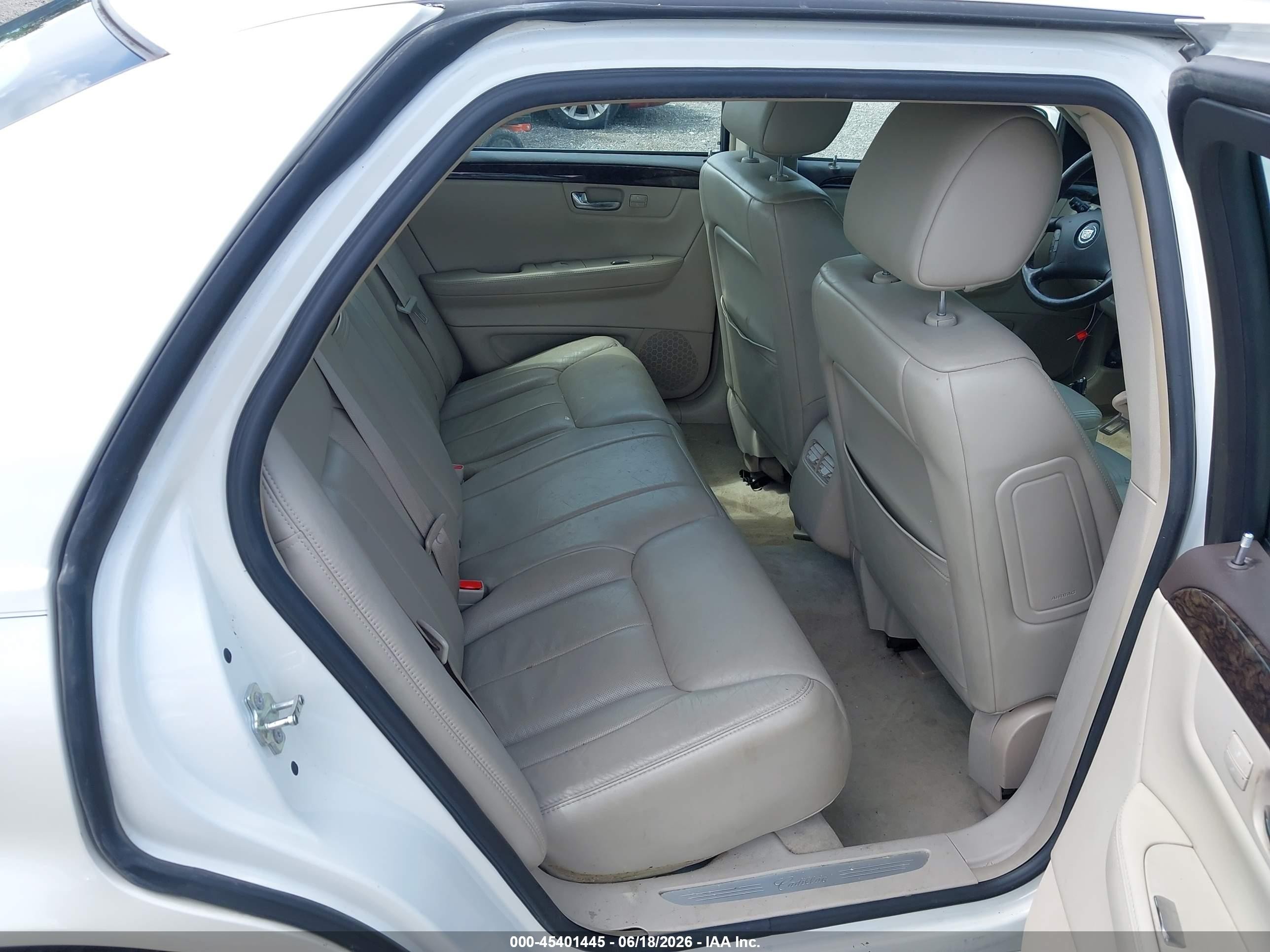 2008 Cadillac Dts 1sb Белый vin: 1G6KD57YX8U152803
