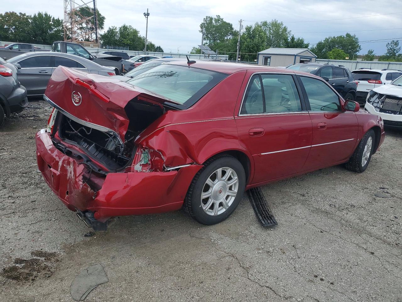 2008 Cadillac Dts Red vin: 1G6KD57YX8U155362
