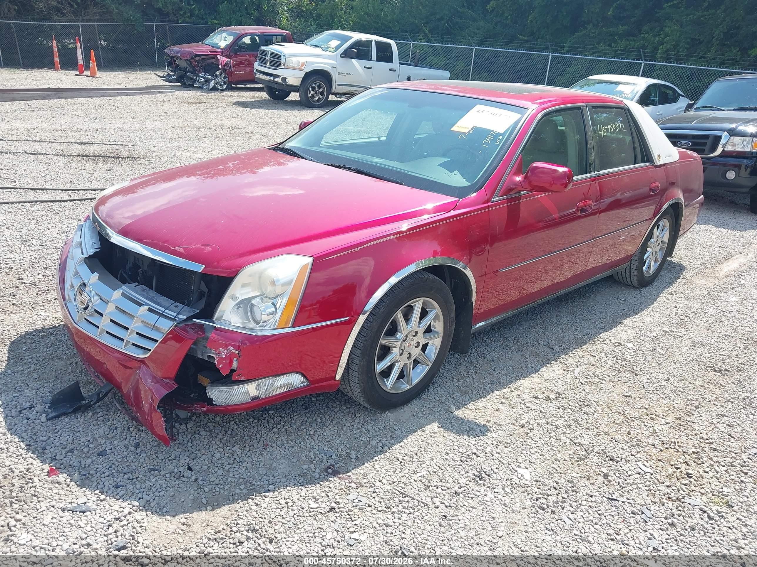 2011 Cadillac Dts Luxury Collection Red vin: 1G6KD5E65BU134170