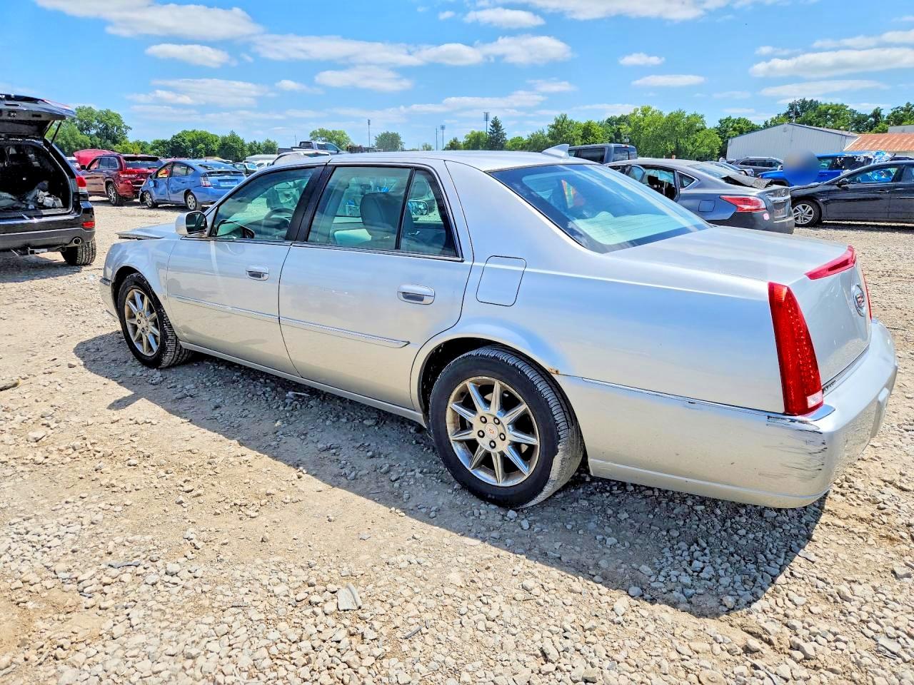 2010 Cadillac Dts Luxury Collection Silver vin: 1G6KD5EY7AU104684