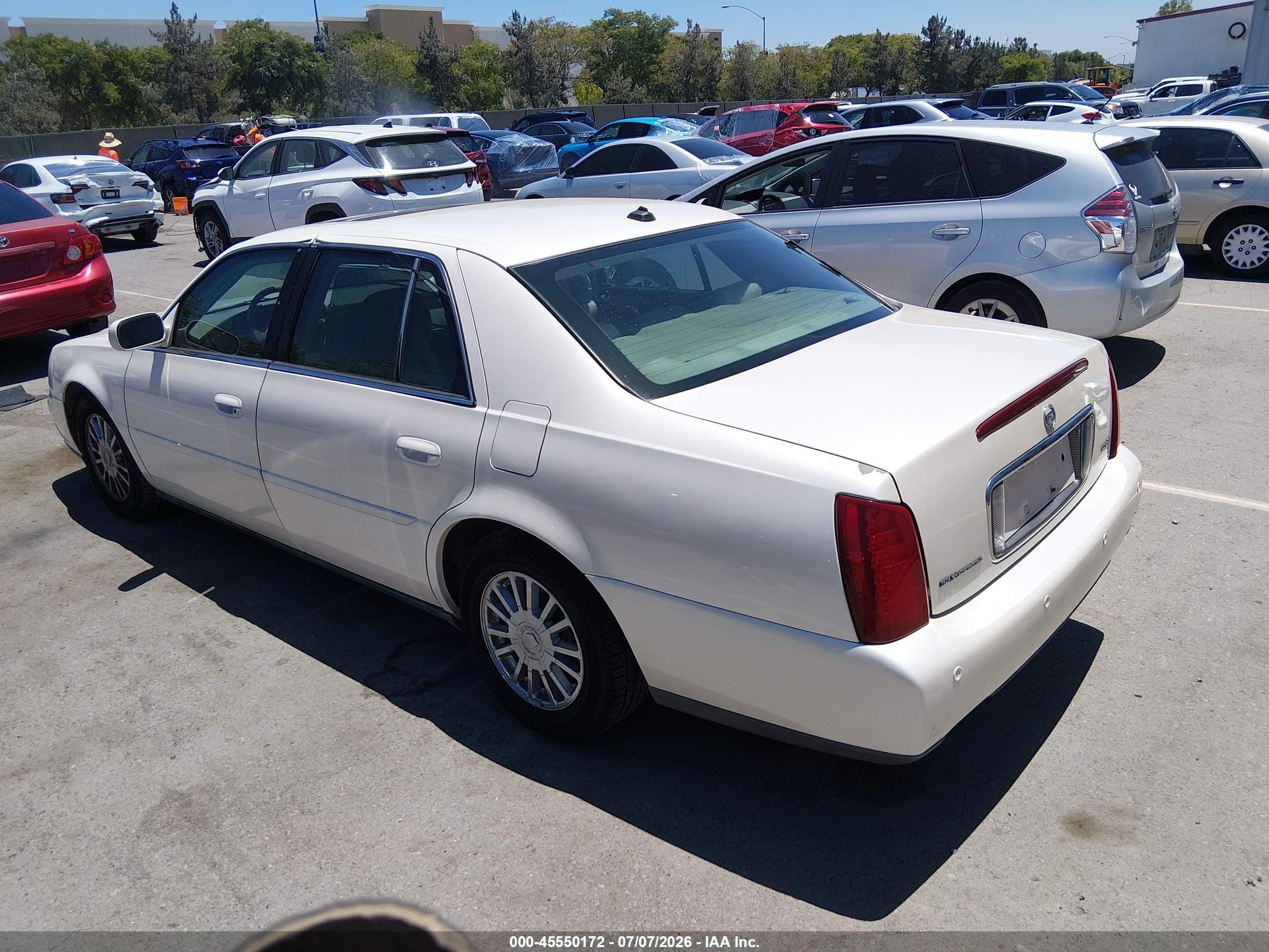 2003 Cadillac Deville Dhs Cream vin: 1G6KE54Y13U217855