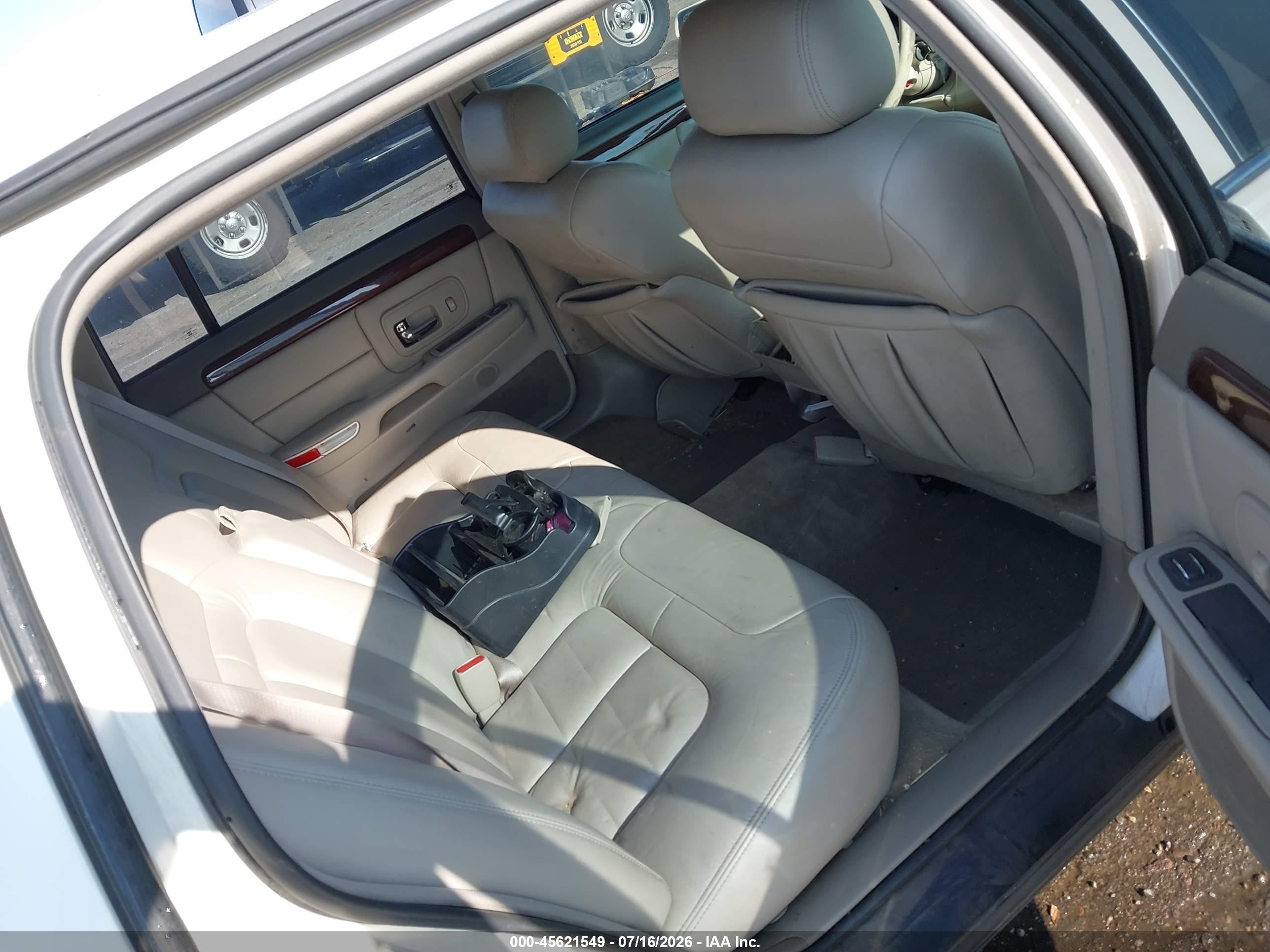 1999 Cadillac Deville D'elegance White vin: 1G6KE54Y1XU704107