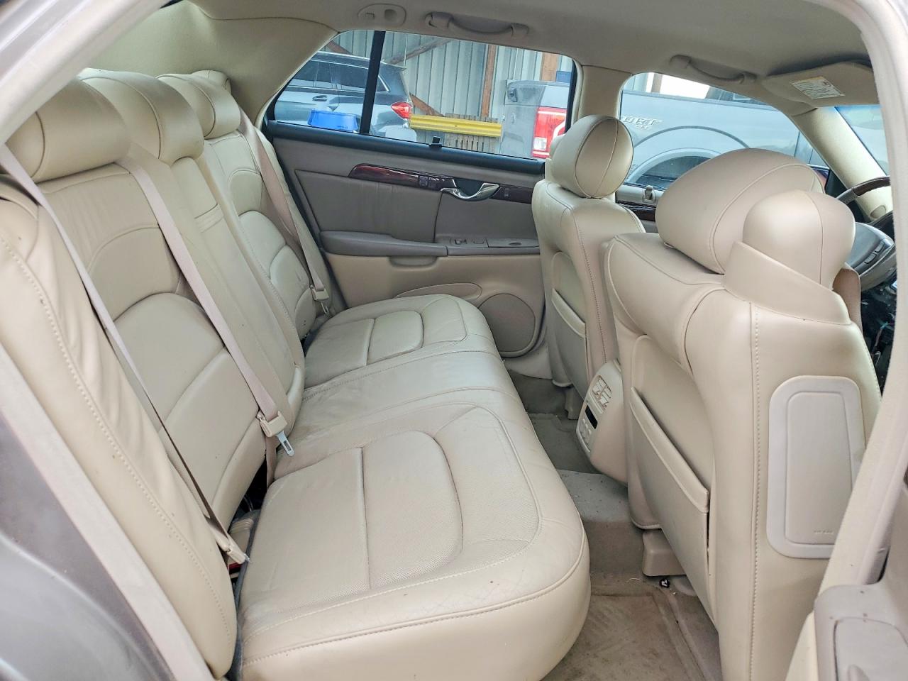 2004 Cadillac Deville Dhs Tan vin: 1G6KE54Y34U119783