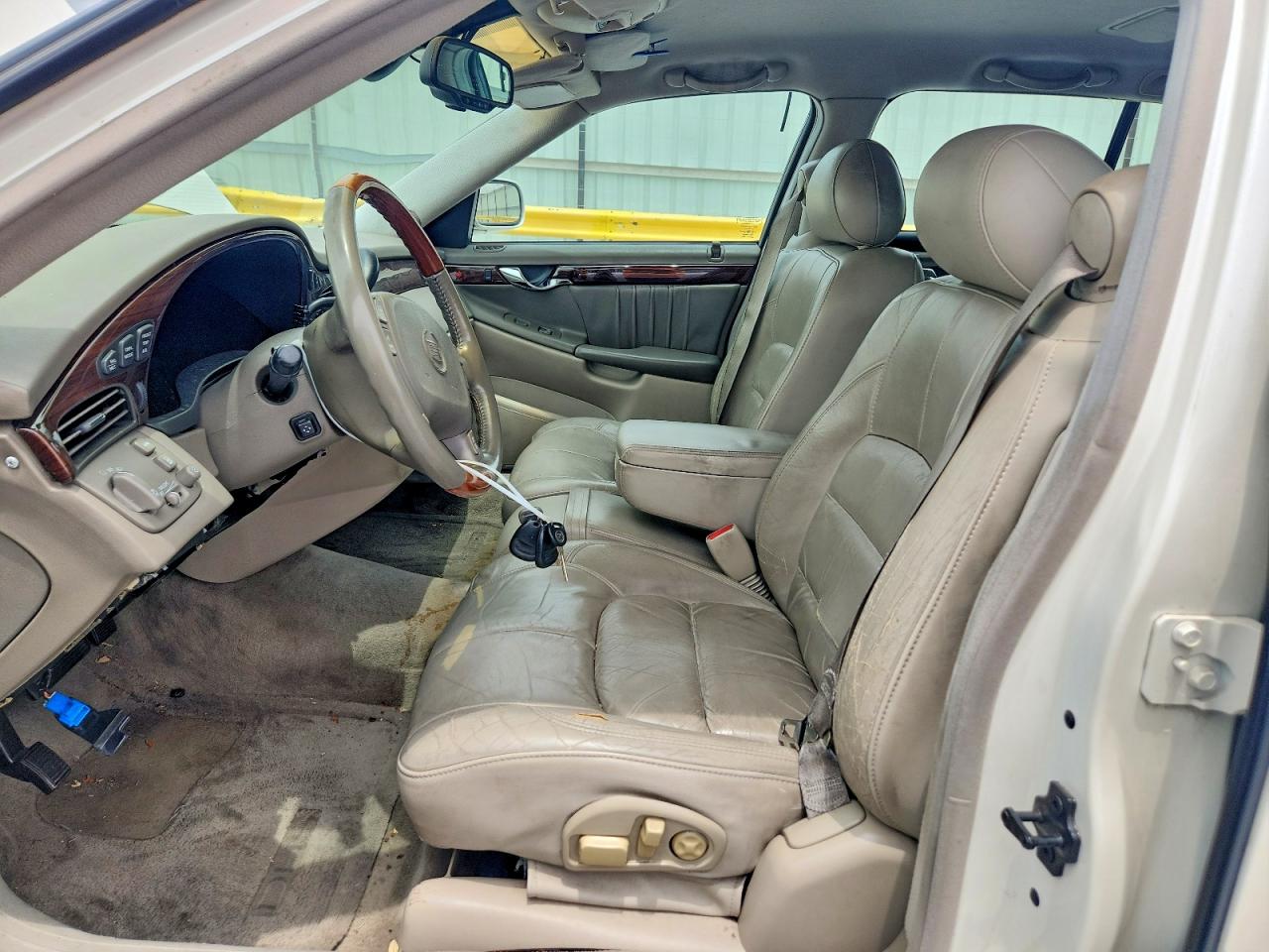 2002 Cadillac Deville Dhs White vin: 1G6KE57Y02U293349