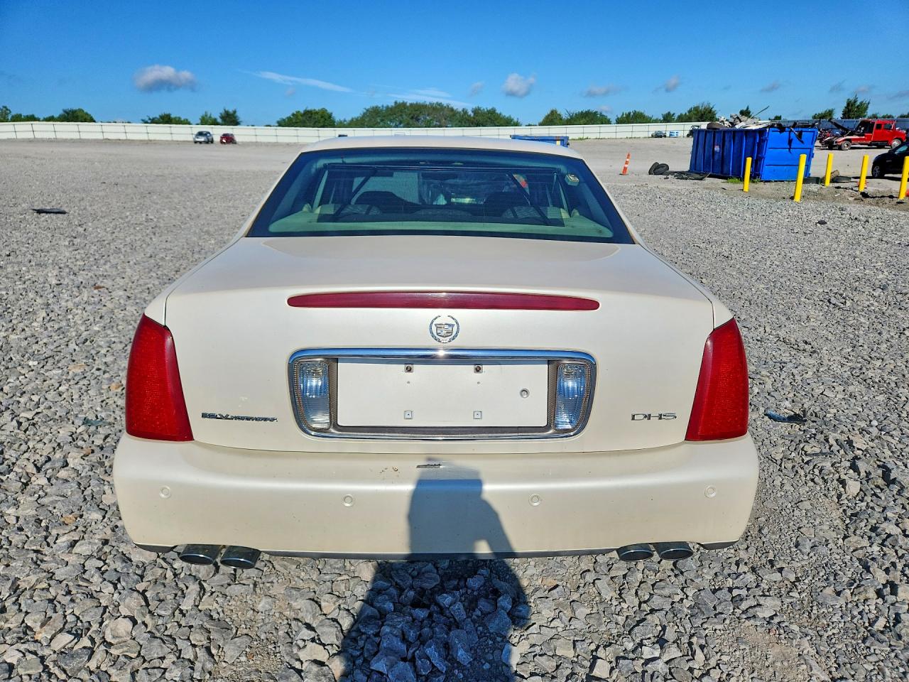 2003 Cadillac Deville Dhs Cream vin: 1G6KE57Y53U208359