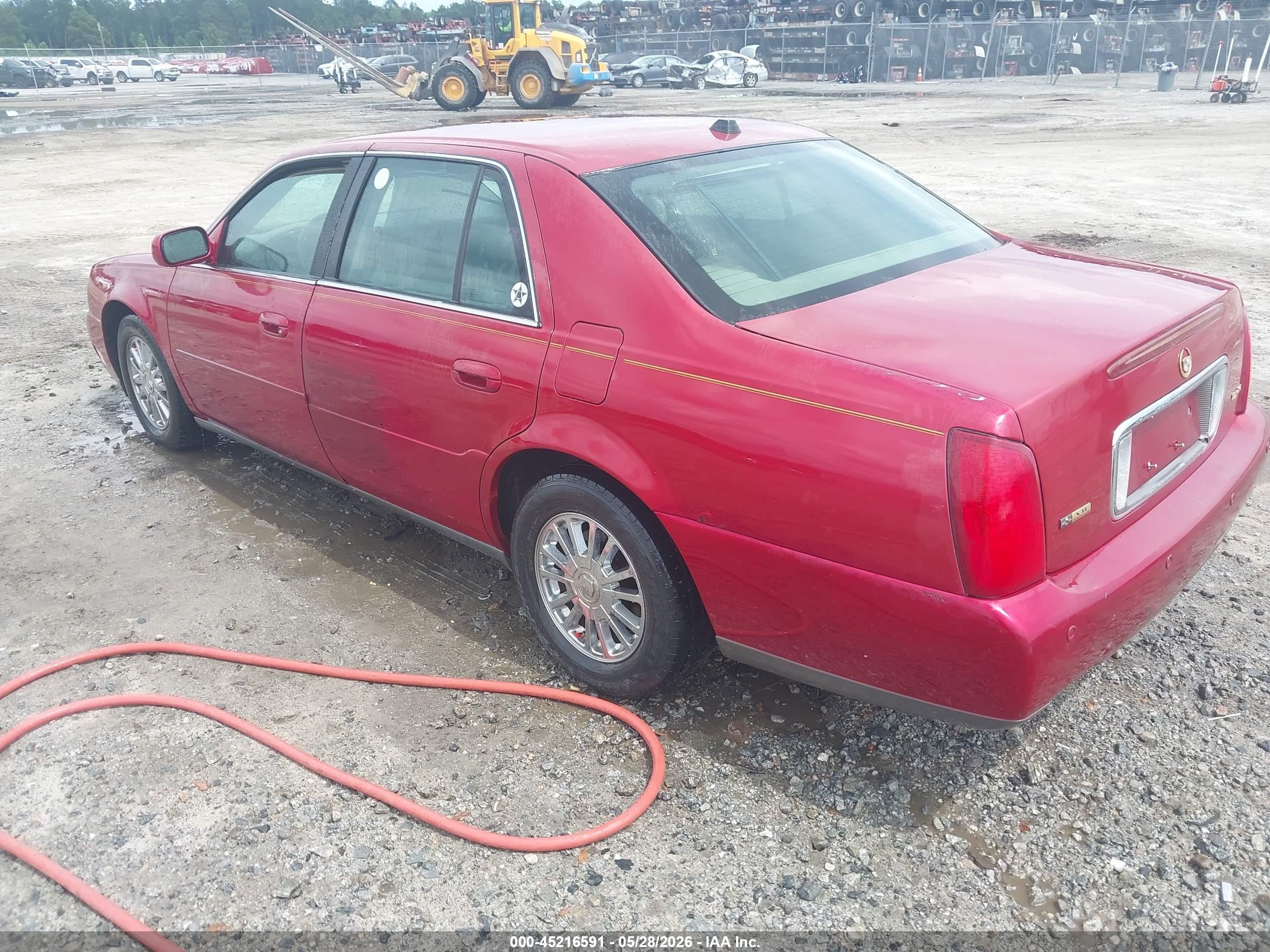 2004 Cadillac Deville Dhs Red vin: 1G6KE57Y74U247665