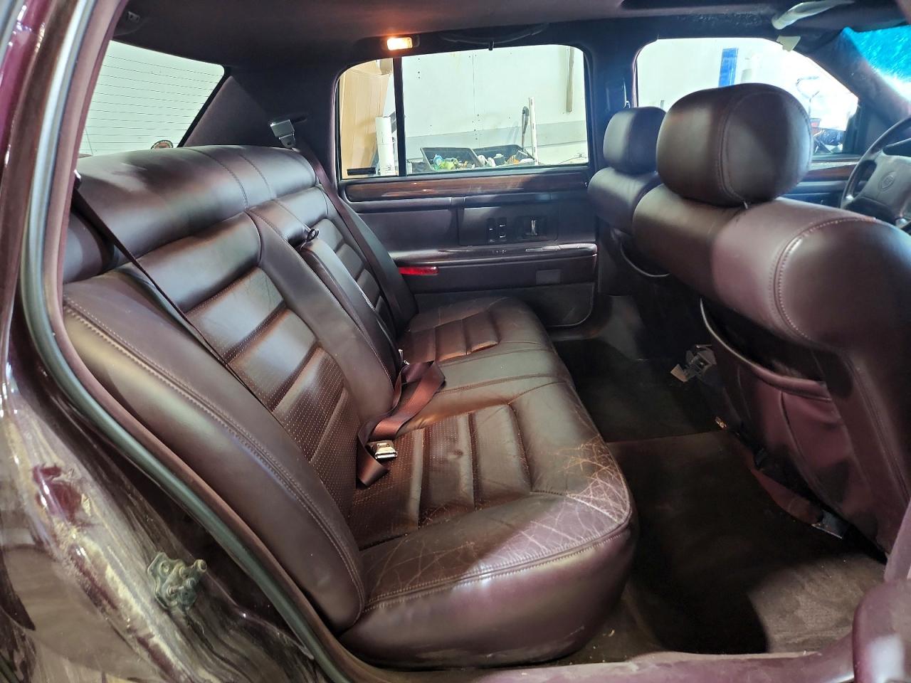 1996 Cadillac Deville Concours Burgundy vin: 1G6KF5296TU280104