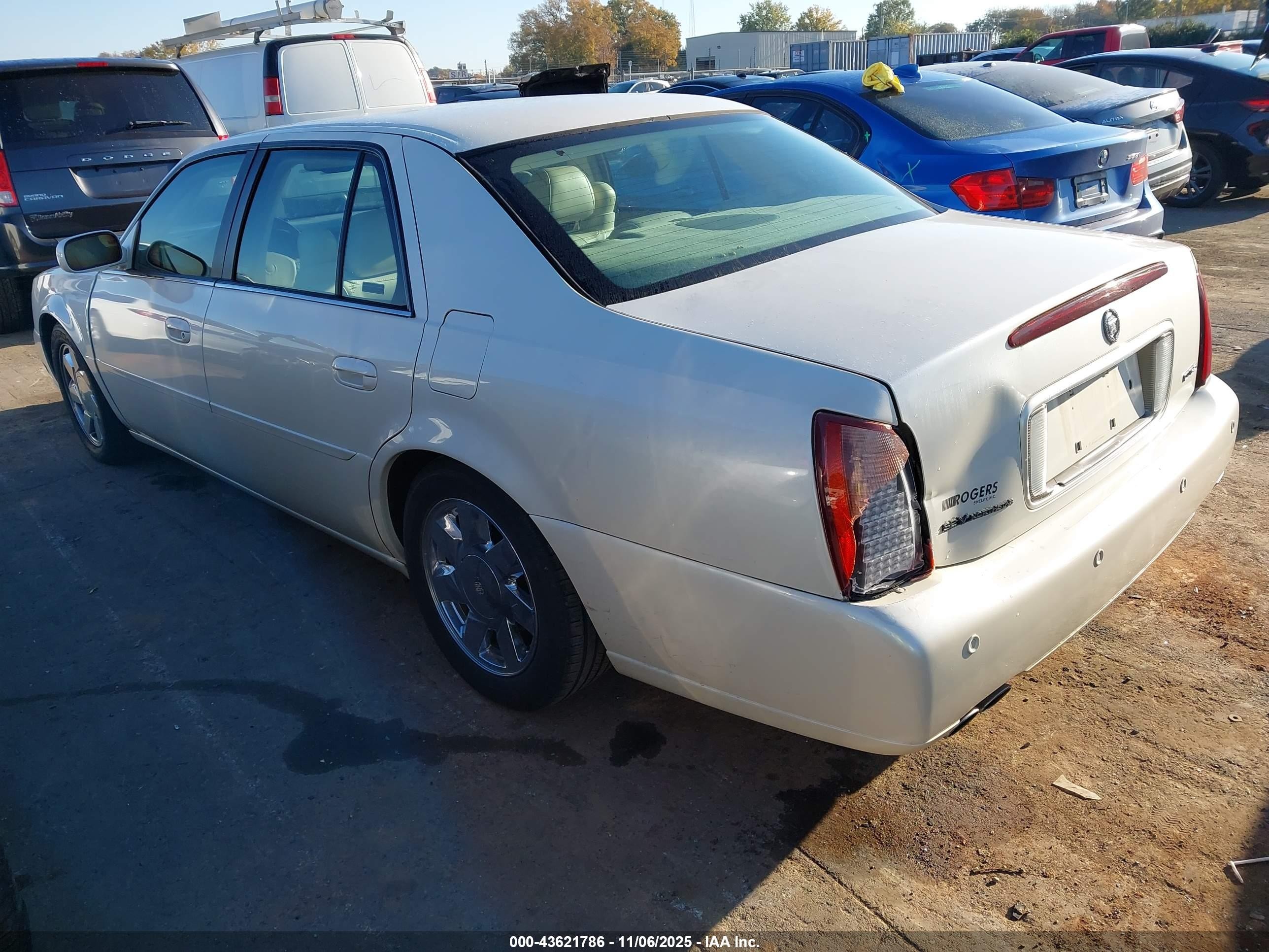 2000 Cadillac Deville Dts Cream vin: 1G6KF5491YU330931
