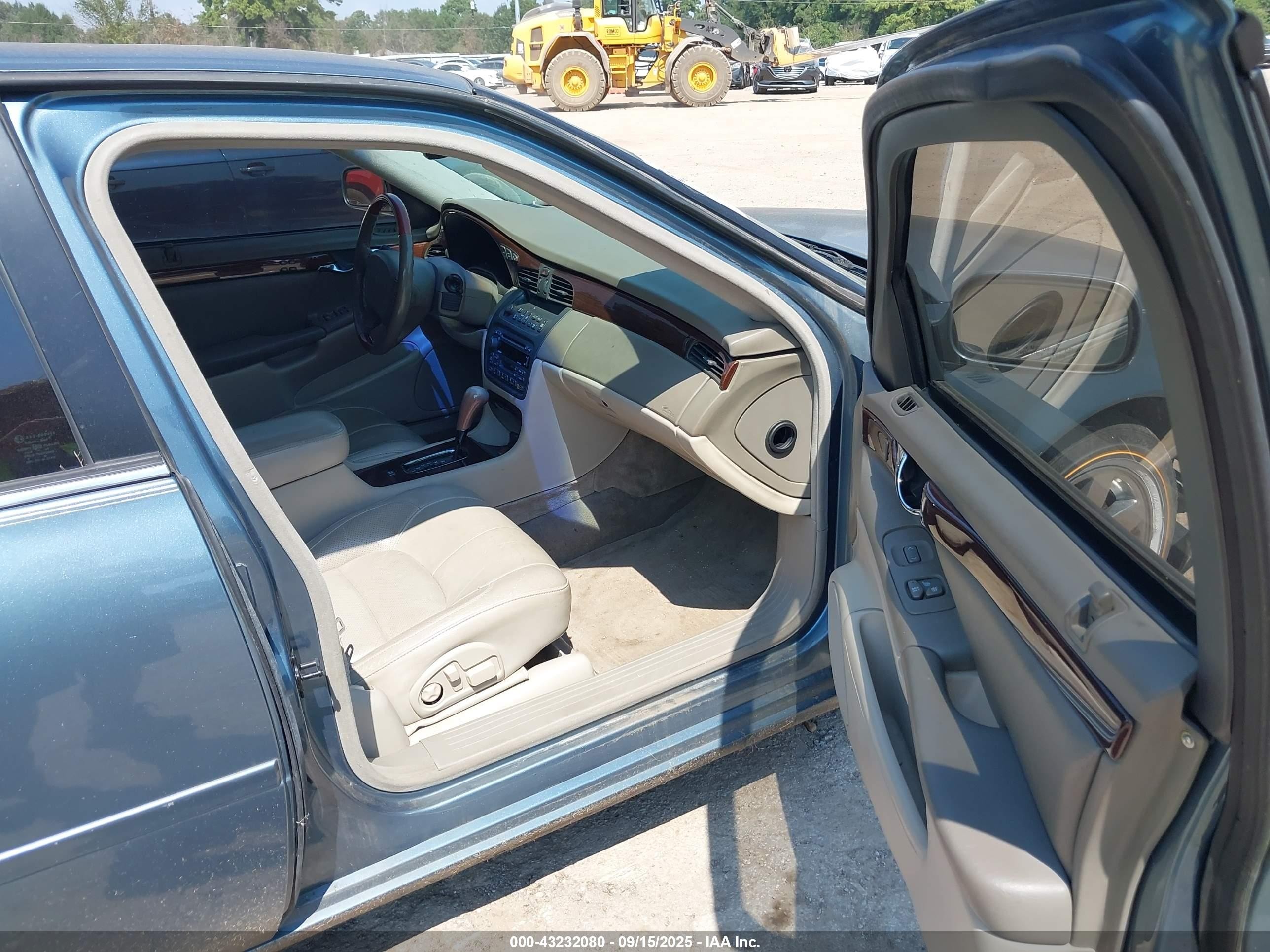 2000 Cadillac Deville Dts Blue vin: 1G6KF5495YU292569