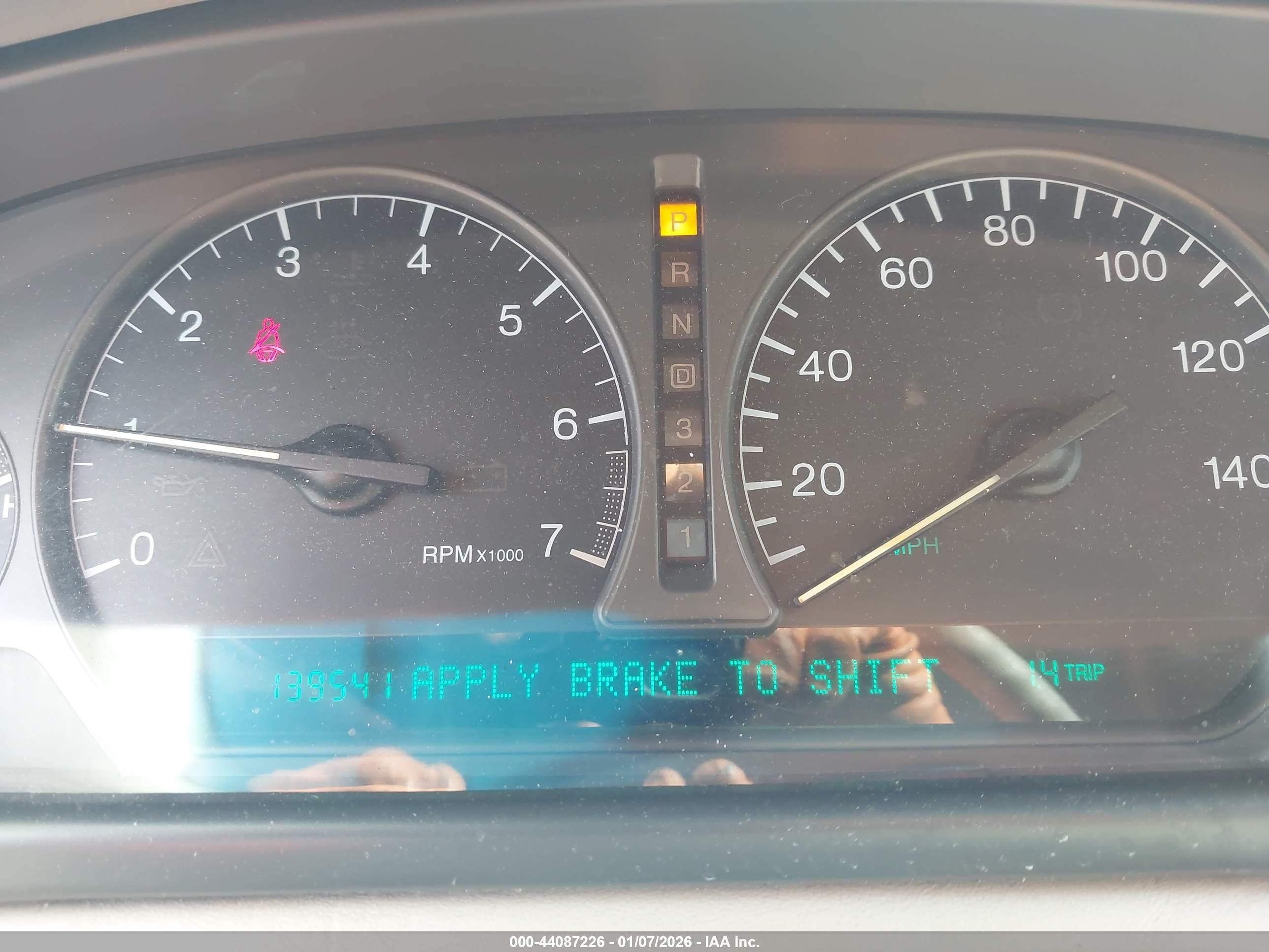 1999 Cadillac Deville Concours Tan vin: 1G6KF5497XU719622