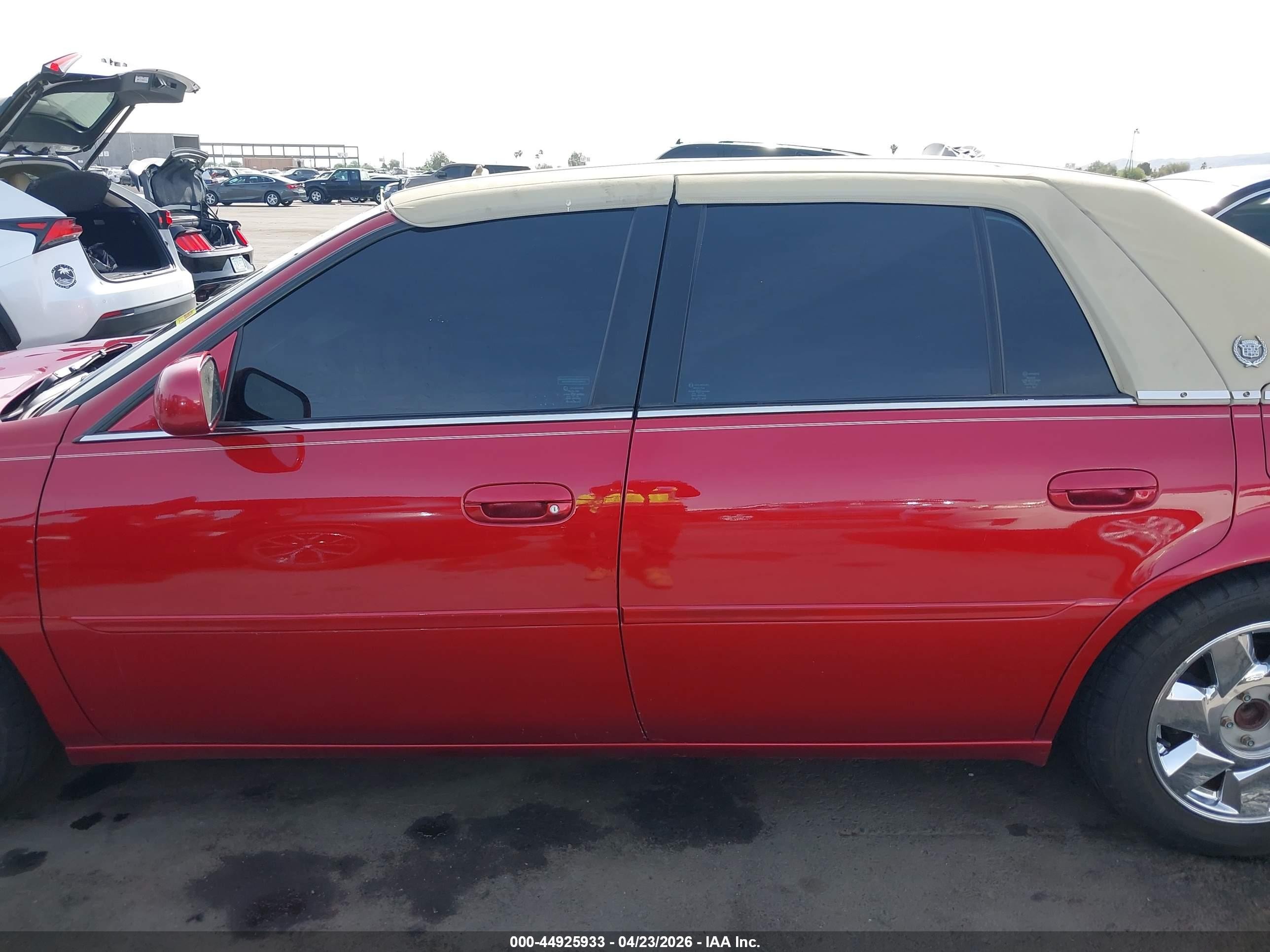 2001 Cadillac Deville Dts Red vin: 1G6KF549X1U221440