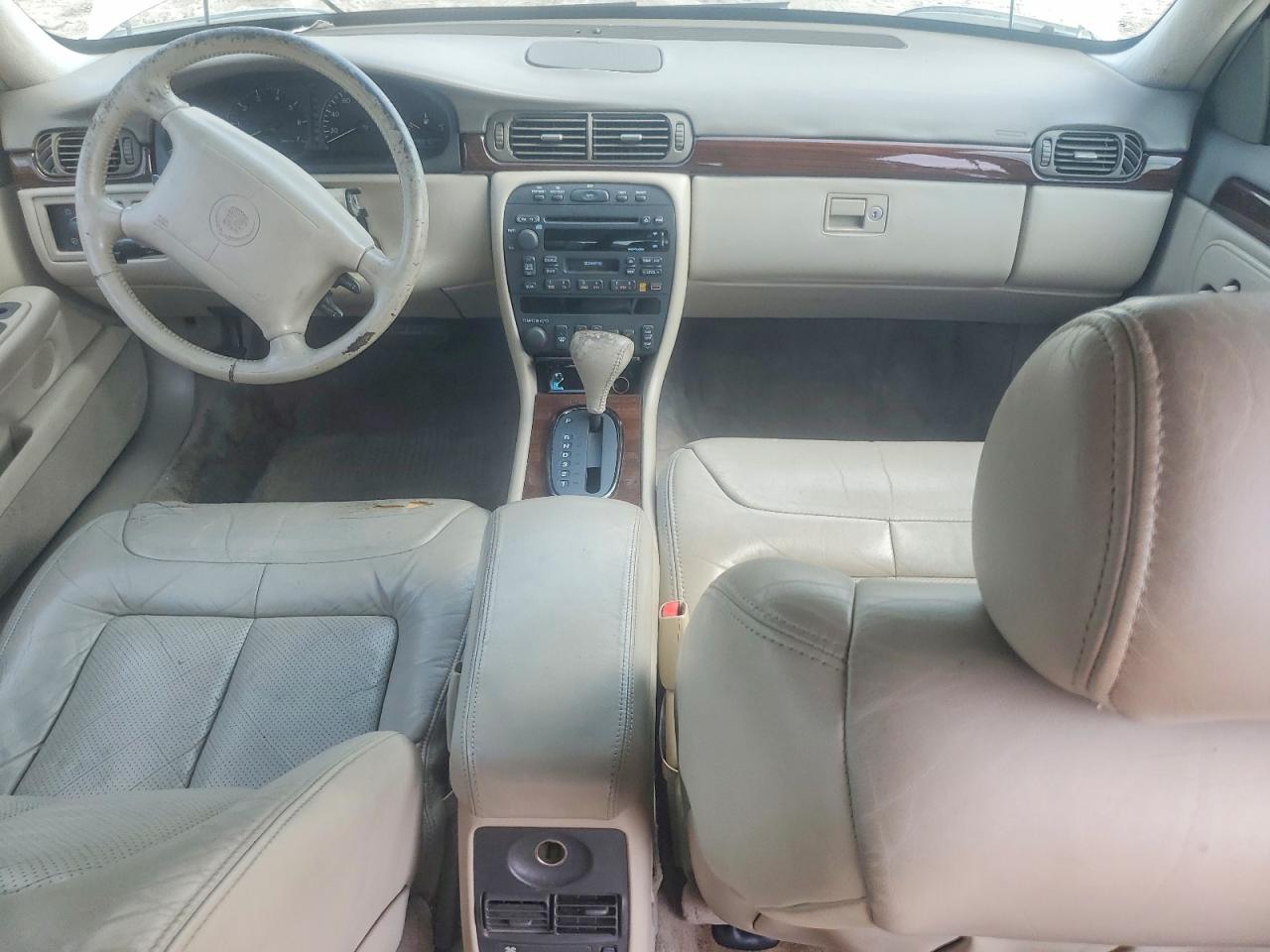 1999 Cadillac Deville Concours Cream vin: 1G6KF549XXU755014