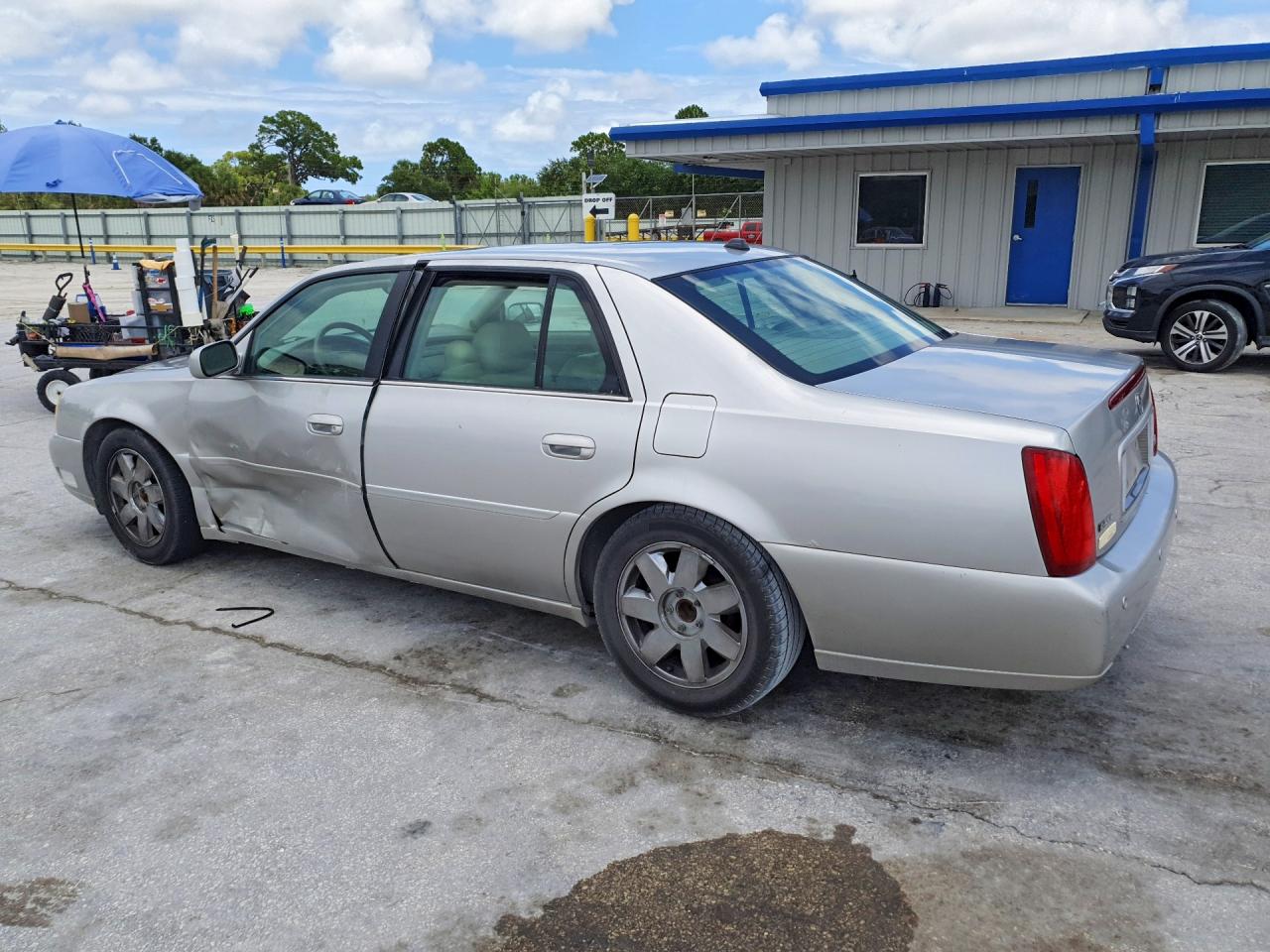 2004 Cadillac Deville Dts Silver vin: 1G6KF57924U202865