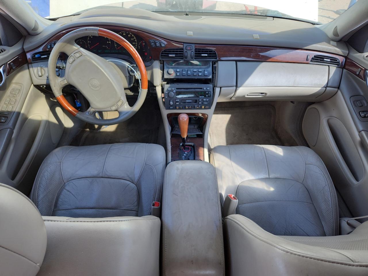 2000 Cadillac Deville Dts Кремовый vin: 1G6KF5794YU279081