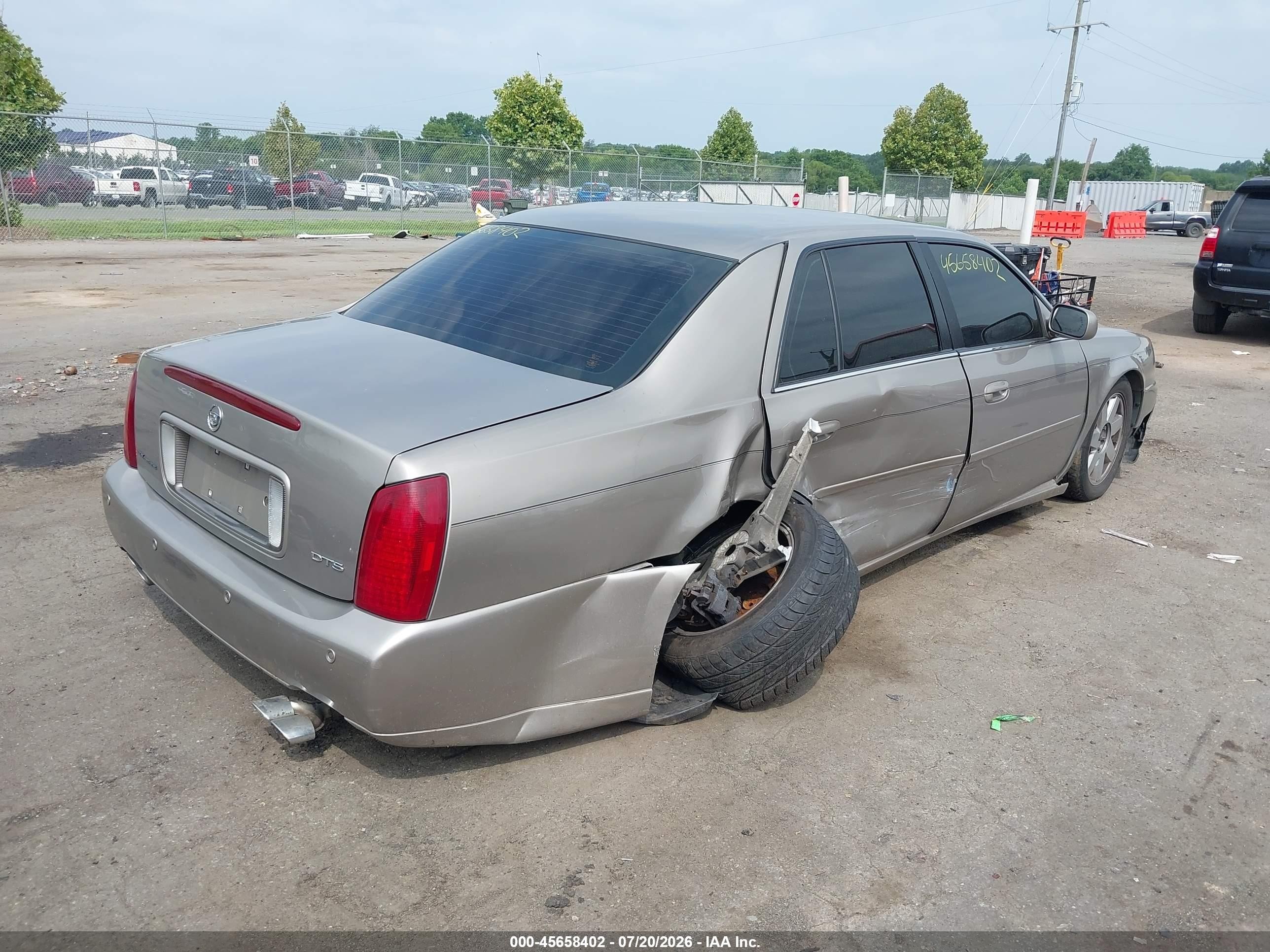 2003 Cadillac Deville Dts Beige vin: 1G6KF57953U208271