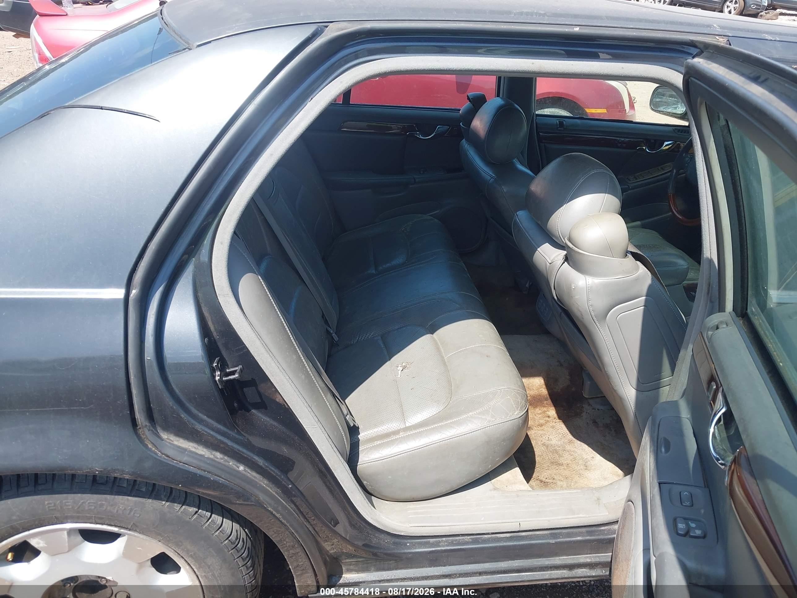 2001 Cadillac Deville Dts Черный vin: 1G6KF57971U259493